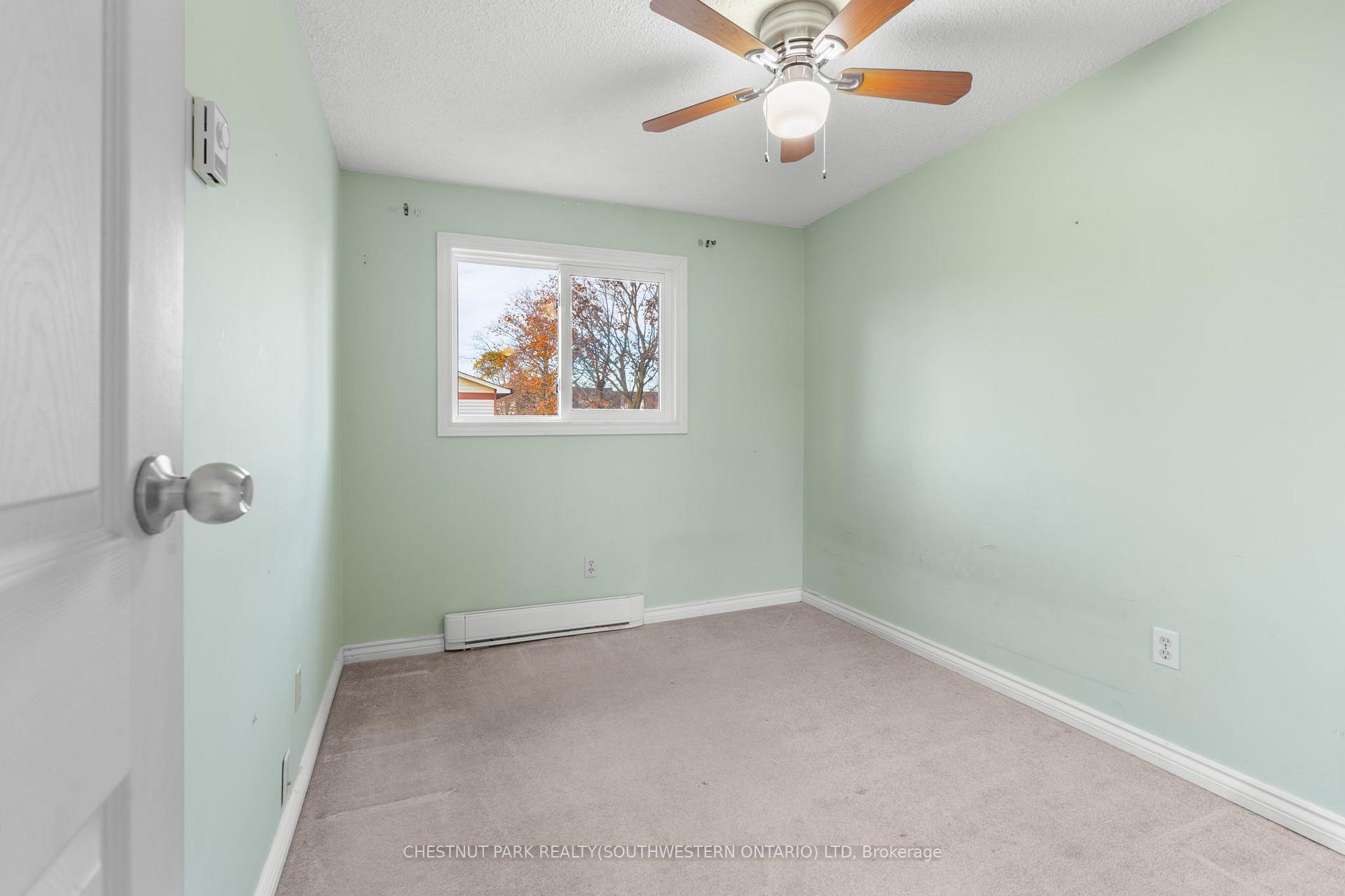 Photo 18 of 11 Parker Crescent, Ajax, South East — HOMEH