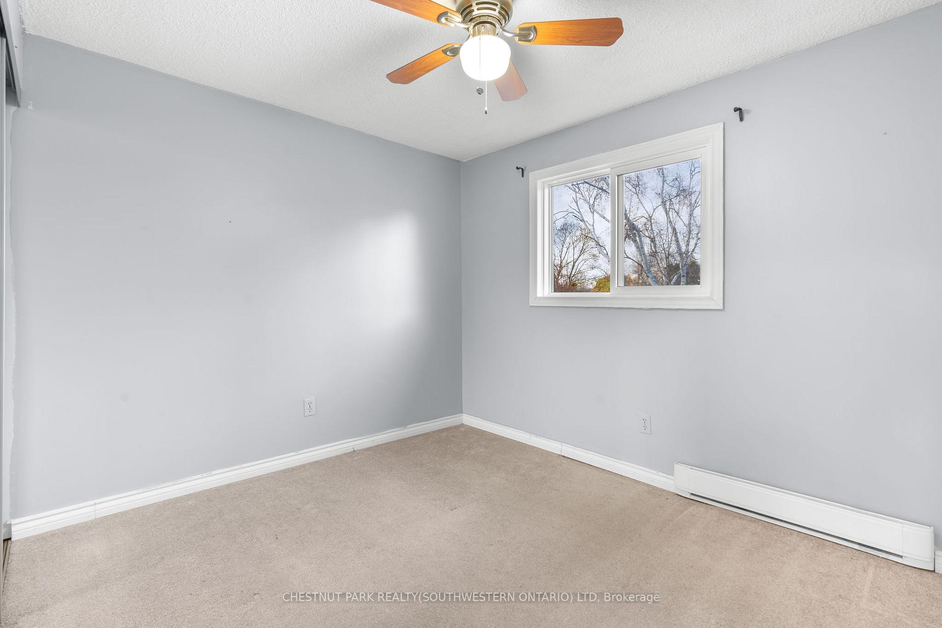 Photo 20 of 11 Parker Crescent, Ajax, South East — HOMEH