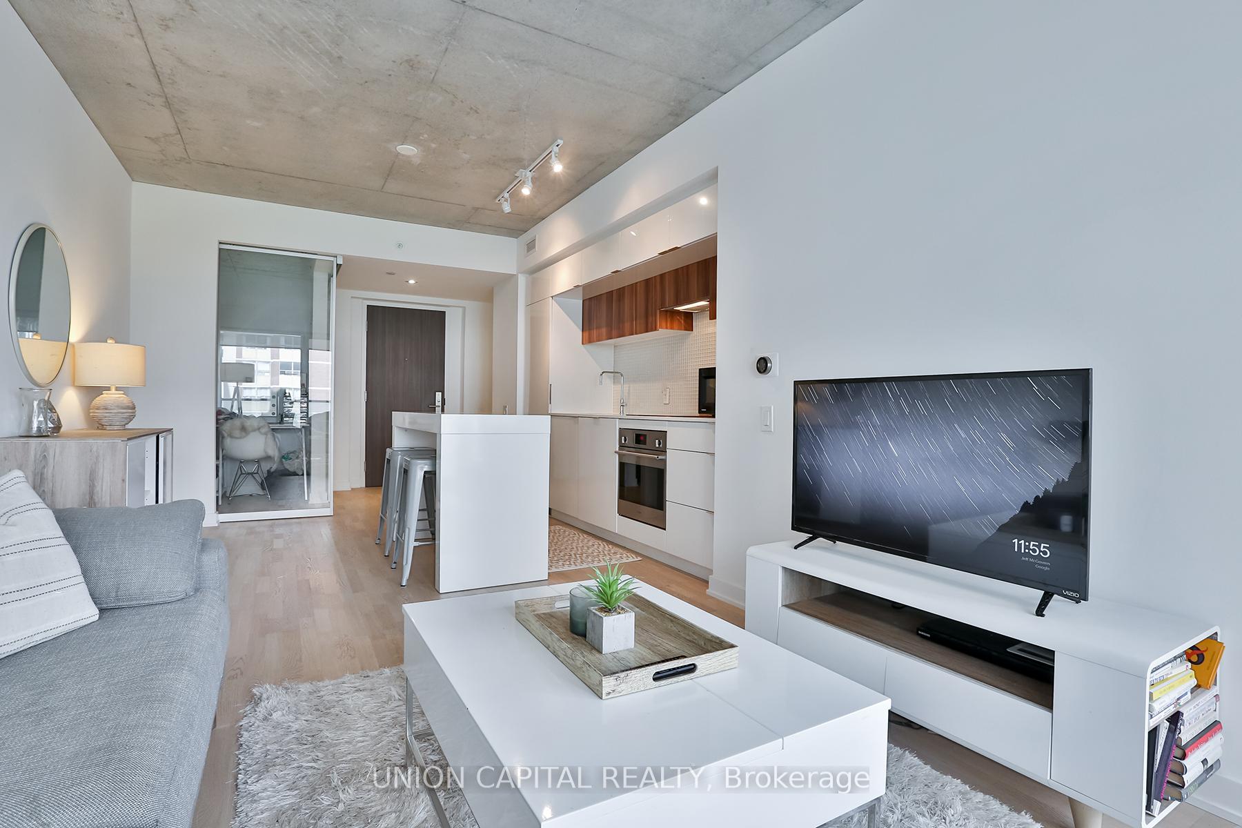 Photo 1 of Unit 406, 185 Roehampton Avenue, Toronto, Mount Pleasant East — HOMEH