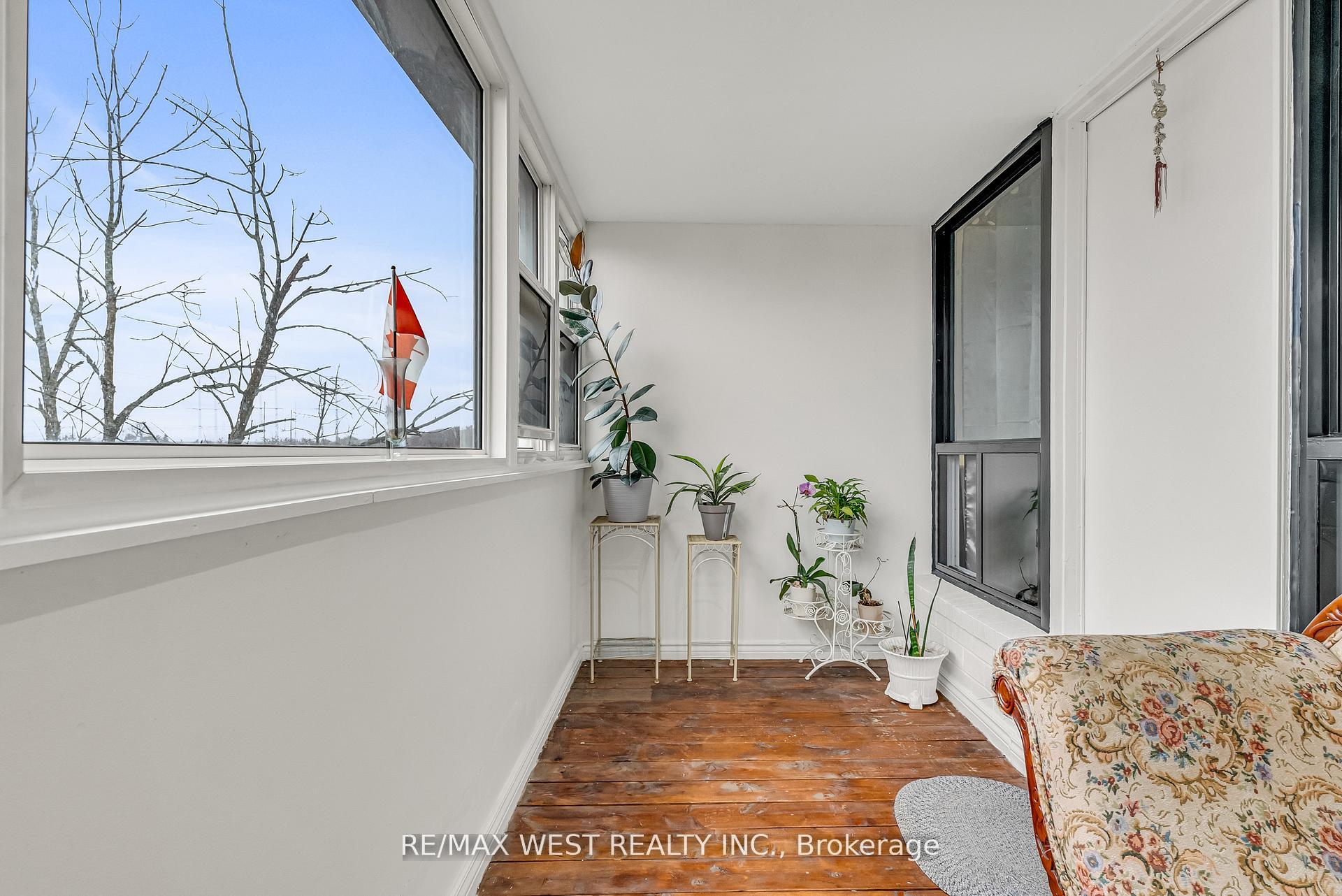 Photo 16 of Unit 305, 155 Leeward Glenway, Toronto, Flemingdon Park — HOMEH