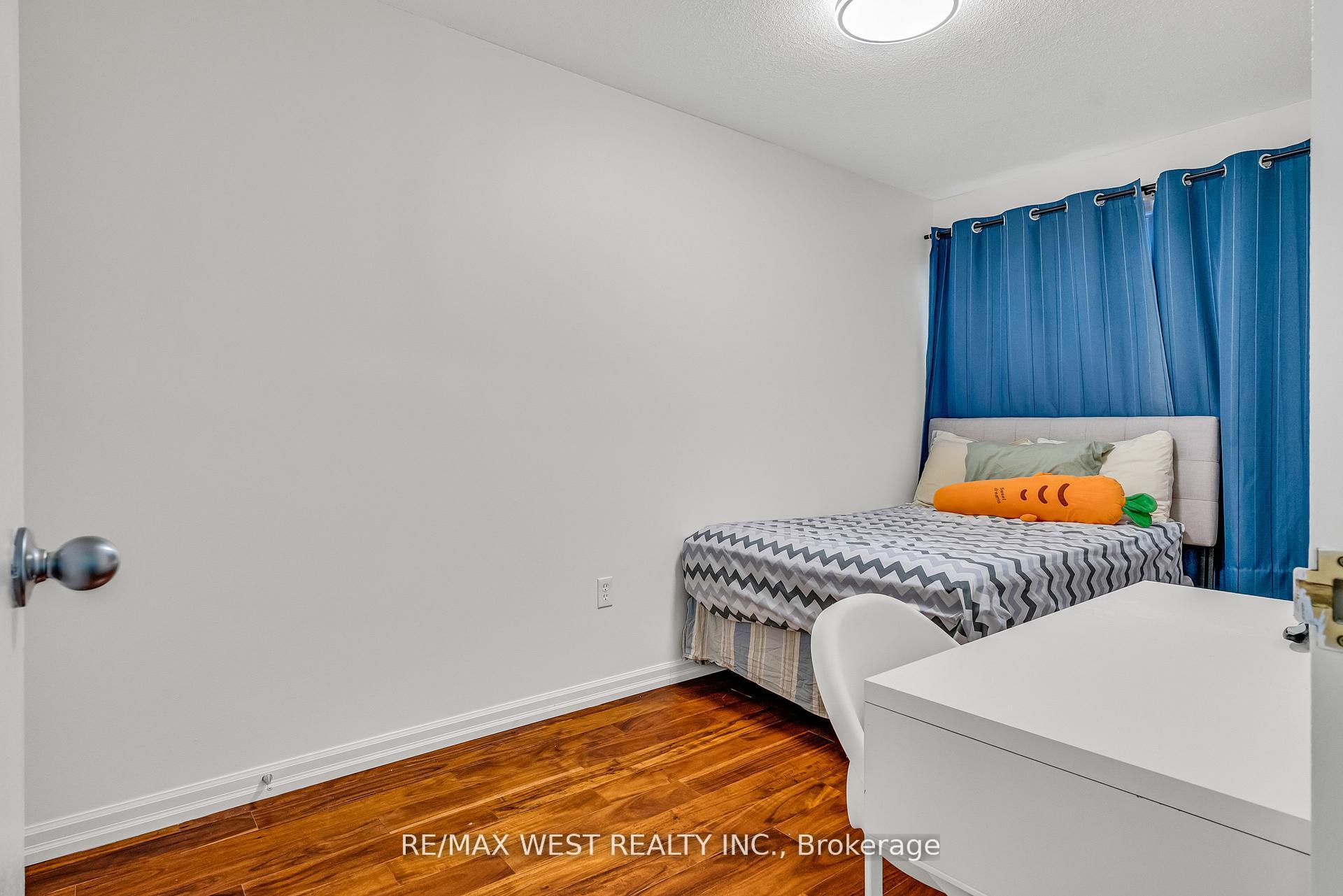 Photo 27 of Unit 305, 155 Leeward Glenway, Toronto, Flemingdon Park — HOMEH