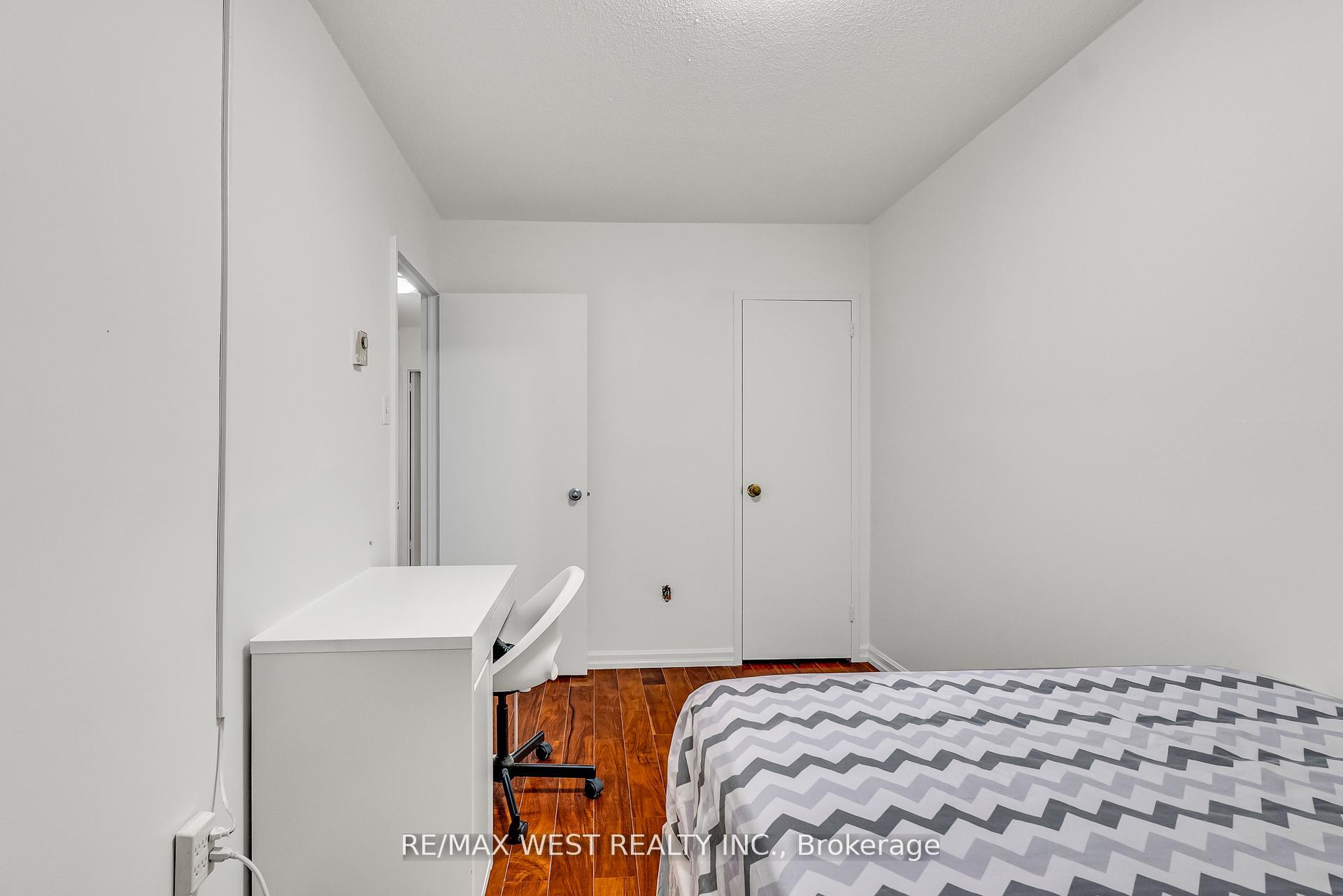 Photo 28 of Unit 305, 155 Leeward Glenway, Toronto, Flemingdon Park — HOMEH