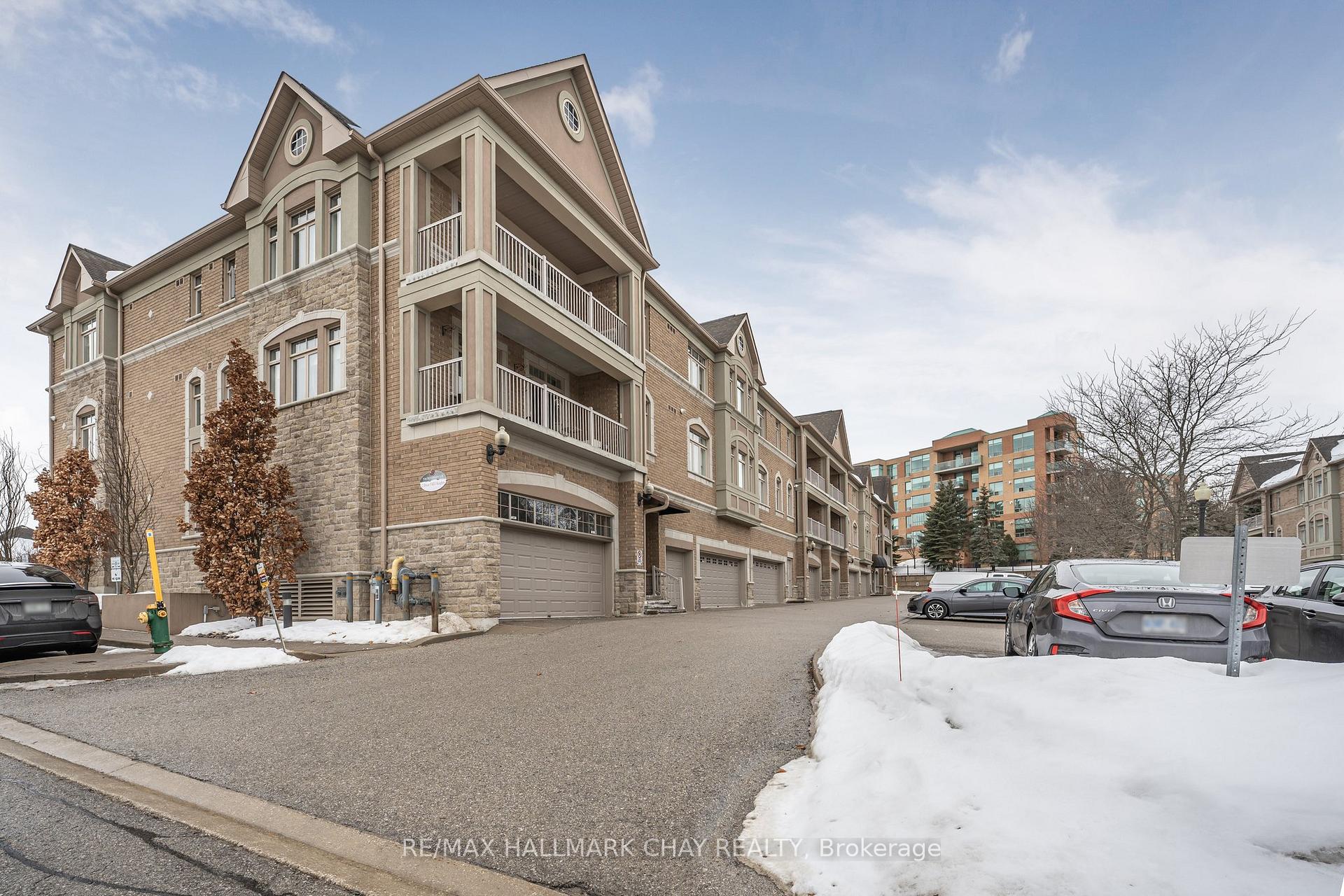 Photo 2 of Unit 103, 2 Briar Hill Heights, New Tecumseth, Rural New Tecumseth — HOMEH