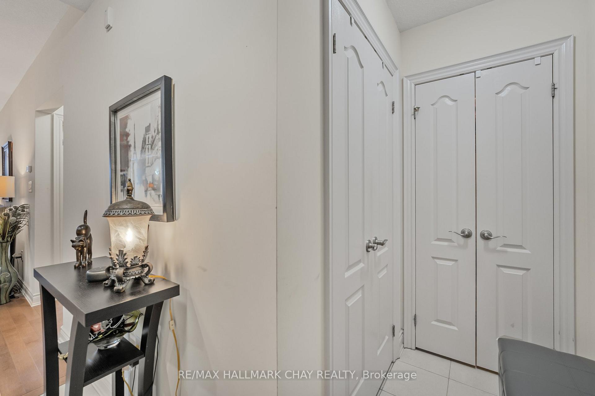 Photo 5 of Unit 103, 2 Briar Hill Heights, New Tecumseth, Rural New Tecumseth — HOMEH