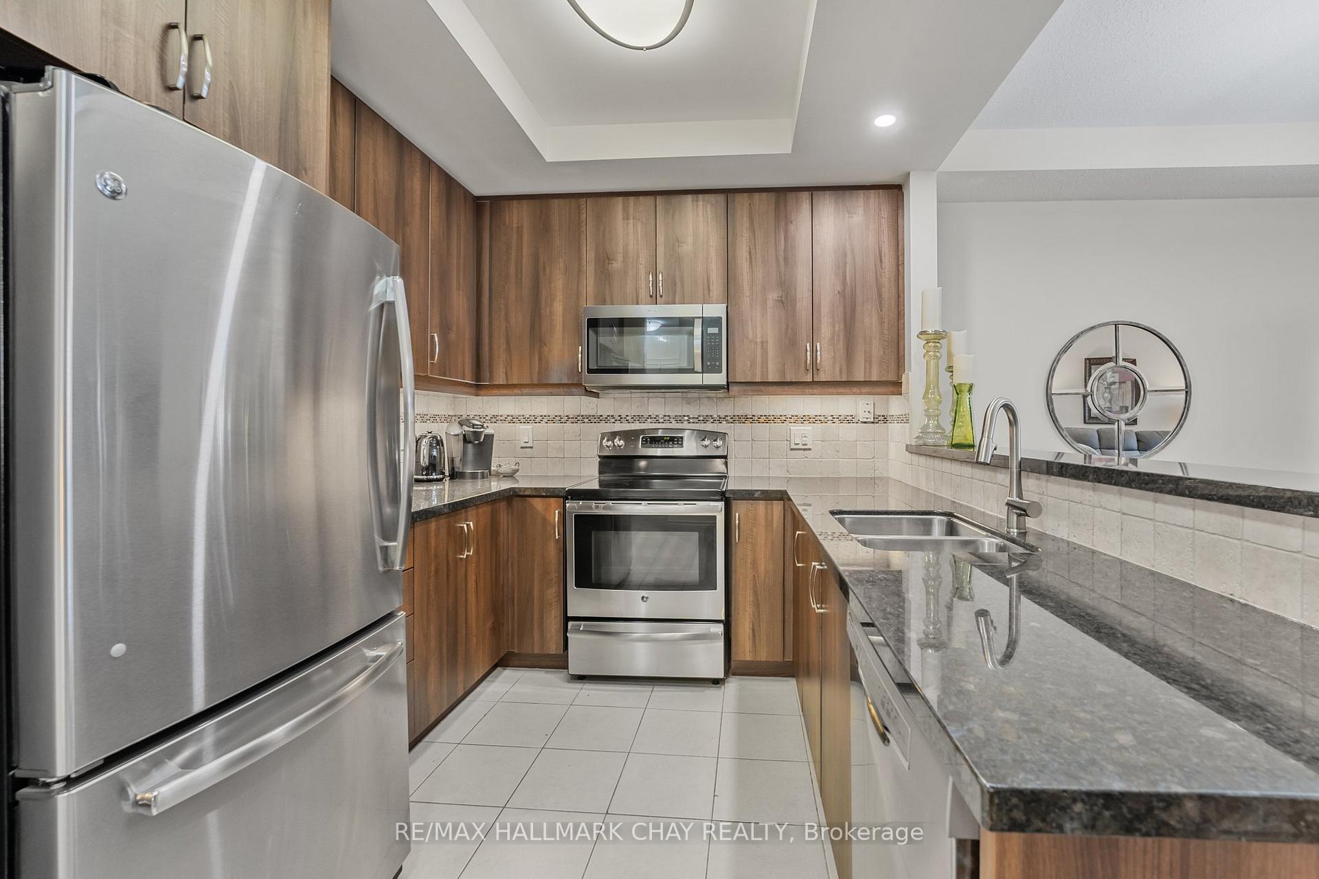 Photo 9 of Unit 103, 2 Briar Hill Heights, New Tecumseth, Rural New Tecumseth — HOMEH
