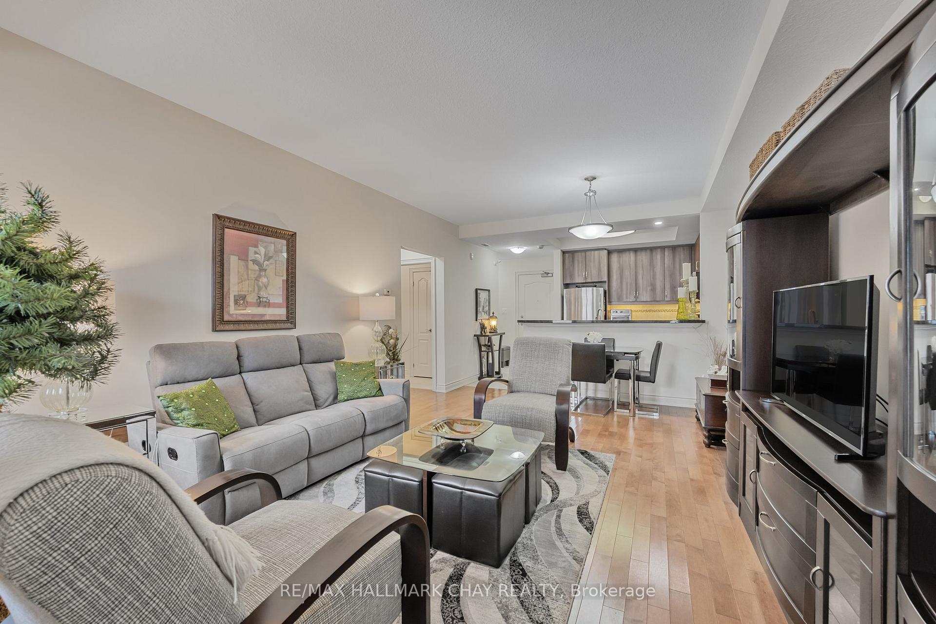 Photo 16 of Unit 103, 2 Briar Hill Heights, New Tecumseth, Rural New Tecumseth — HOMEH