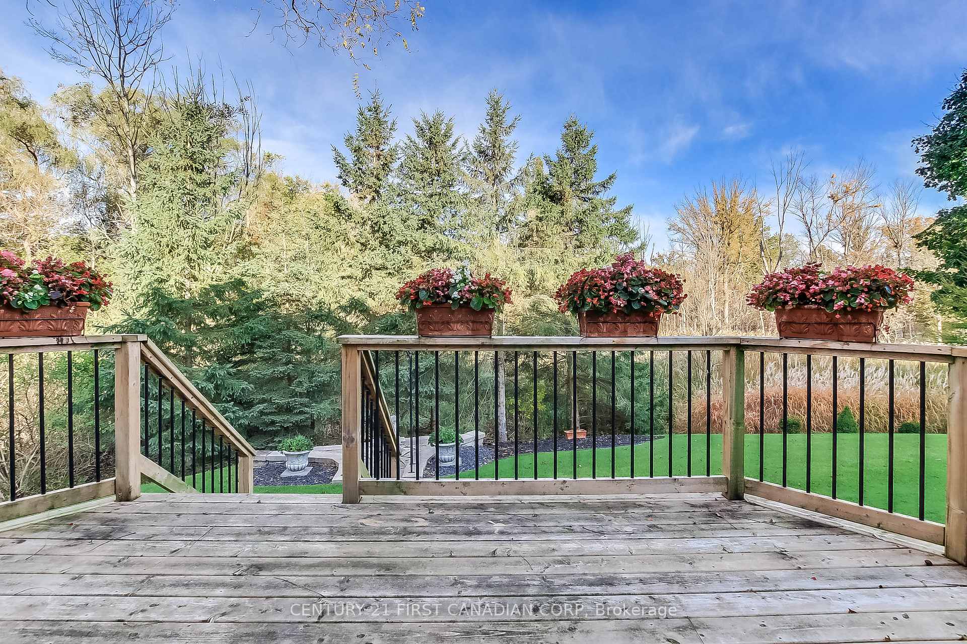 Photo 12 of 307 Metcalfe Street E, Strathroy-Caradoc, NE — HOMEH