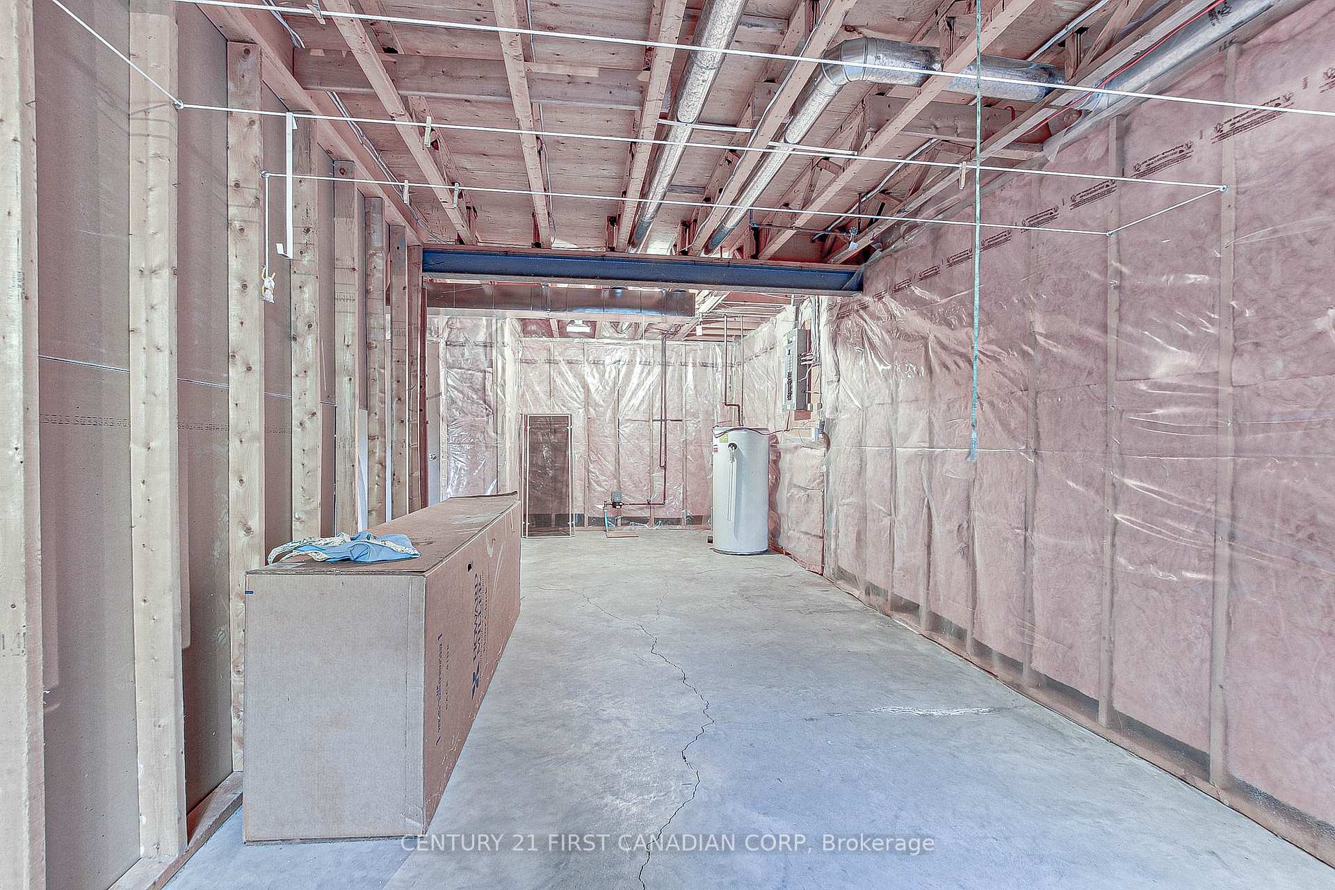 Photo 23 of 307 Metcalfe Street E, Strathroy-Caradoc, NE — HOMEH