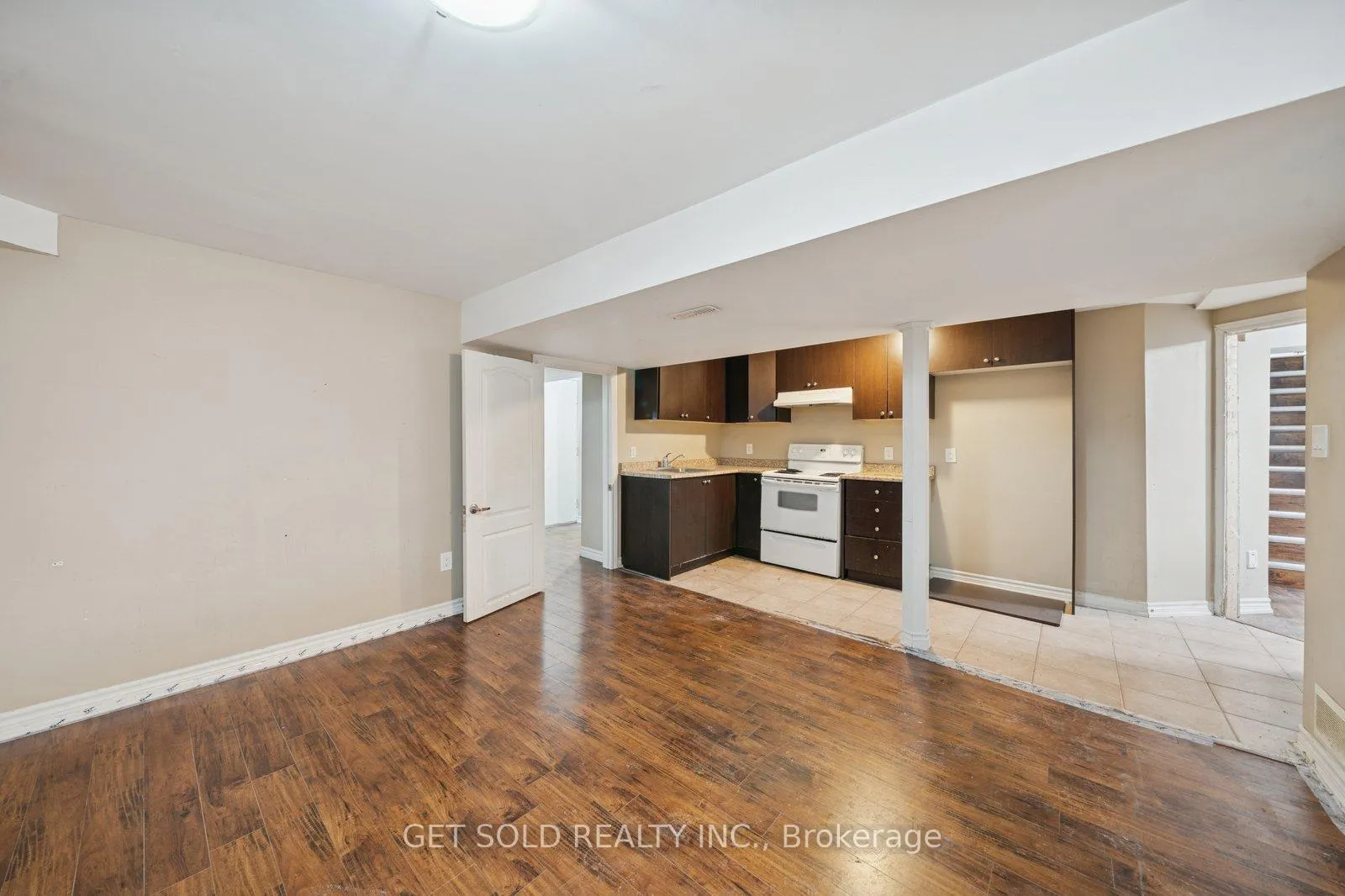 Photo 29 of 33 Tideland Drive, Brampton, Fletcher's Meadow — HOMEH