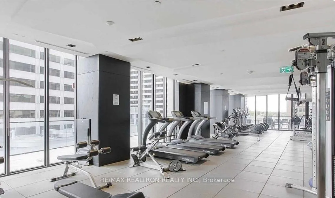 Photo 11 of Unit 1602, 8 Eglinton Avenue E, Toronto, Mount Pleasant West — HOMEH