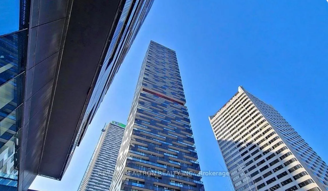 Photo 14 of Unit 1602, 8 Eglinton Avenue E, Toronto, Mount Pleasant West — HOMEH