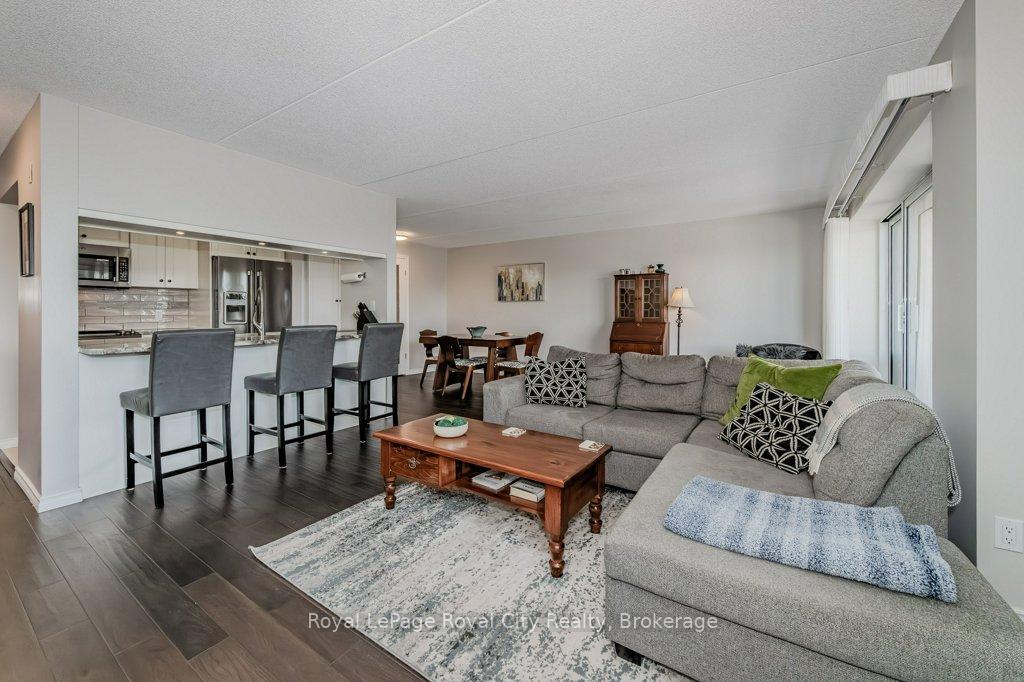 Photo 9 of Unit 503, 8 Christopher Court, Guelph, Kortright West — HOMEH