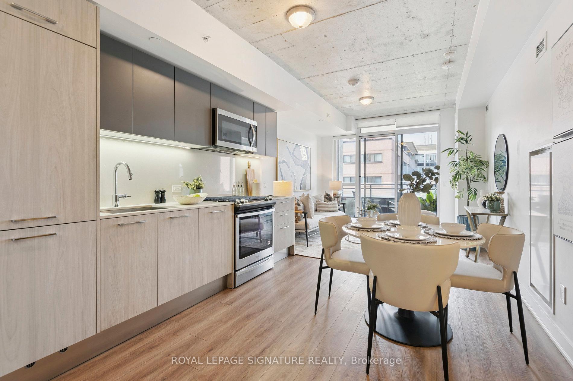 Photo 3 of Unit 407, 665 Kingston Road, Toronto, The Beaches — HOMEH
