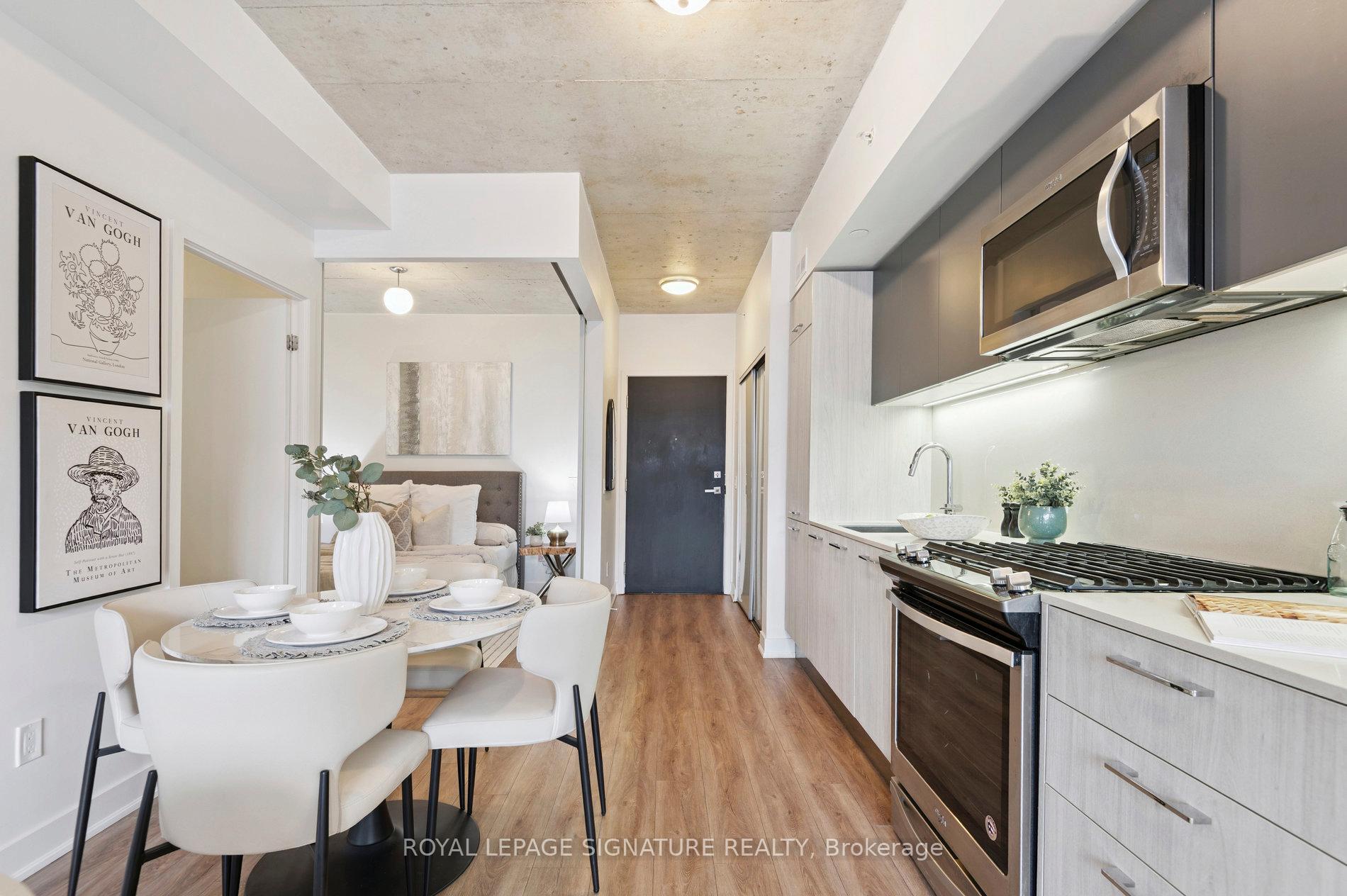 Photo 4 of Unit 407, 665 Kingston Road, Toronto, The Beaches — HOMEH