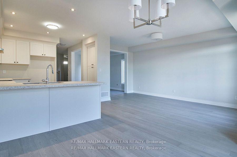 Photo 14 of 37 Coldbrook Drive, Cavan Monaghan, Cavan Twp — HOMEH