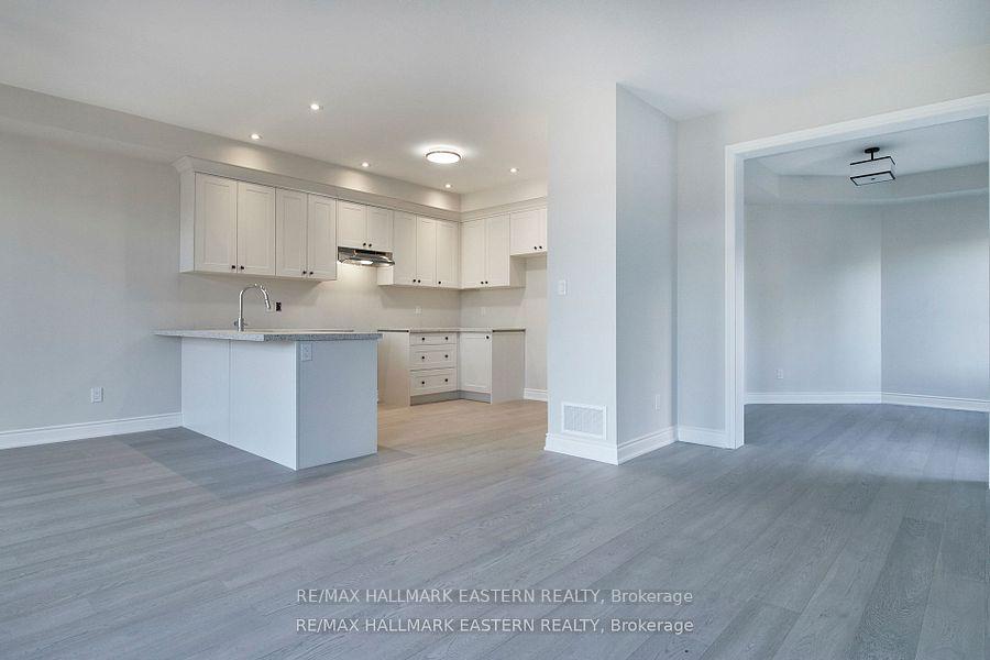 Photo 16 of 37 Coldbrook Drive, Cavan Monaghan, Cavan Twp — HOMEH