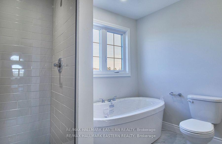Photo 24 of 37 Coldbrook Drive, Cavan Monaghan, Cavan Twp — HOMEH
