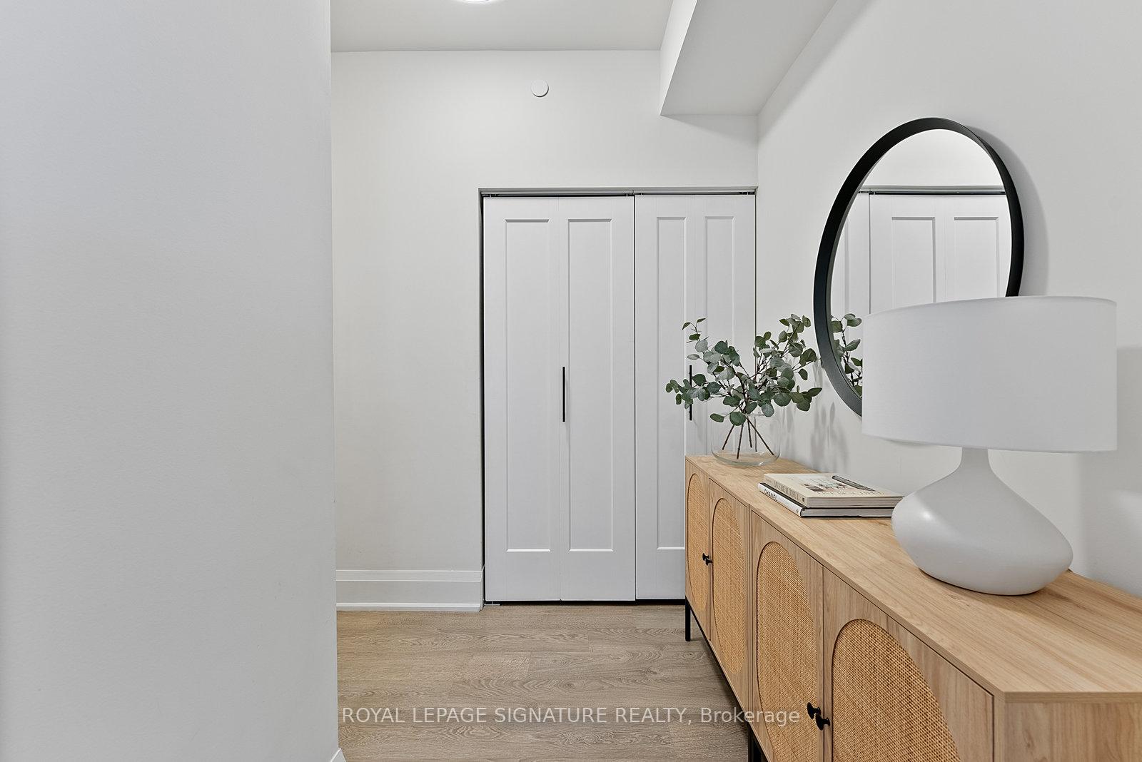 Photo 9 of Unit 1505, 30 Roehampton Avenue, Toronto, Mount Pleasant West — HOMEH