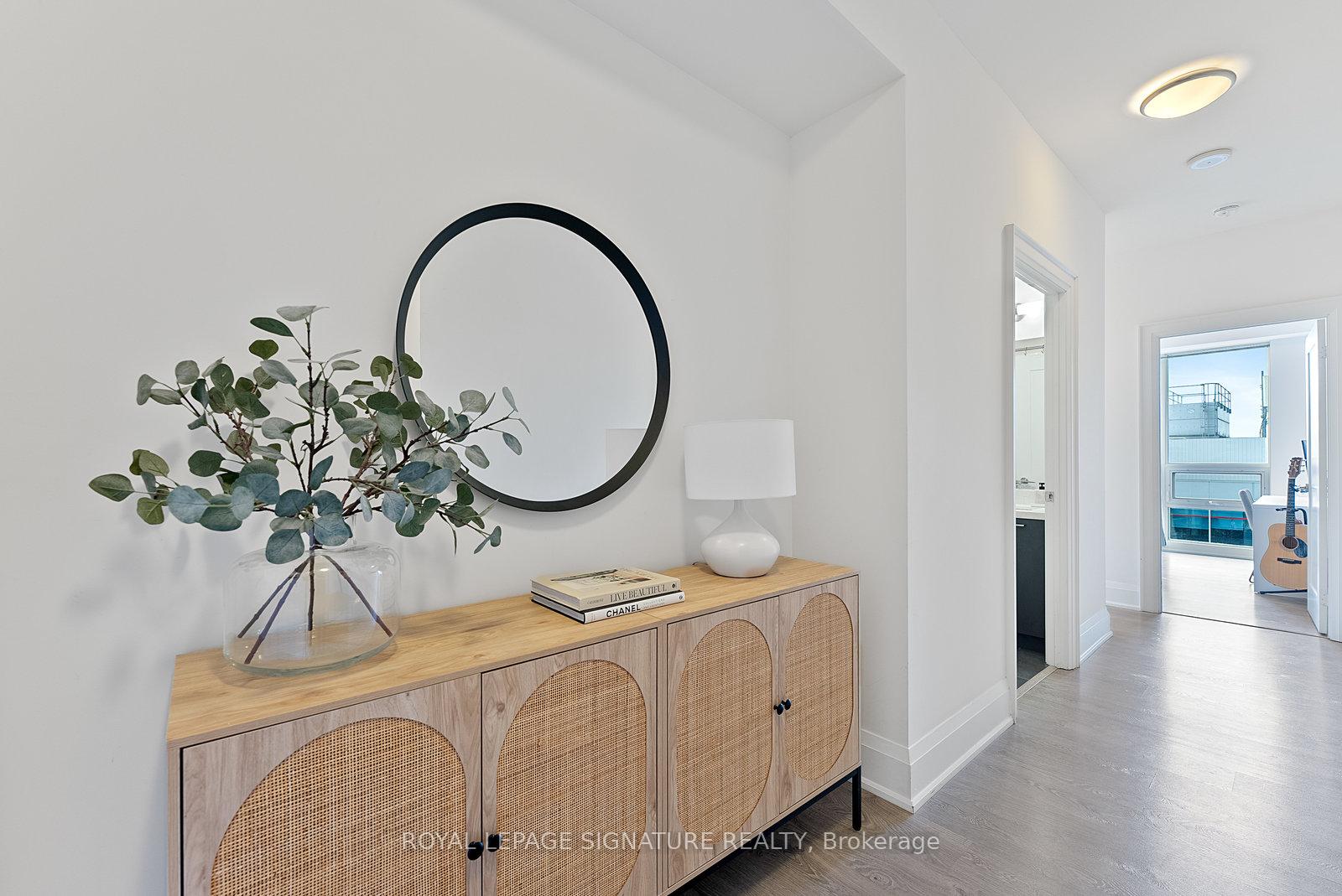 Photo 11 of Unit 1505, 30 Roehampton Avenue, Toronto, Mount Pleasant West — HOMEH