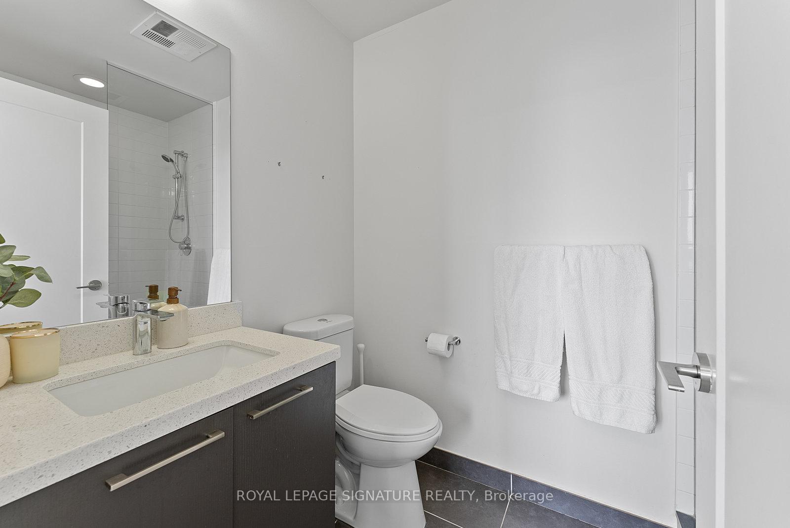 Photo 18 of Unit 1505, 30 Roehampton Avenue, Toronto, Mount Pleasant West — HOMEH