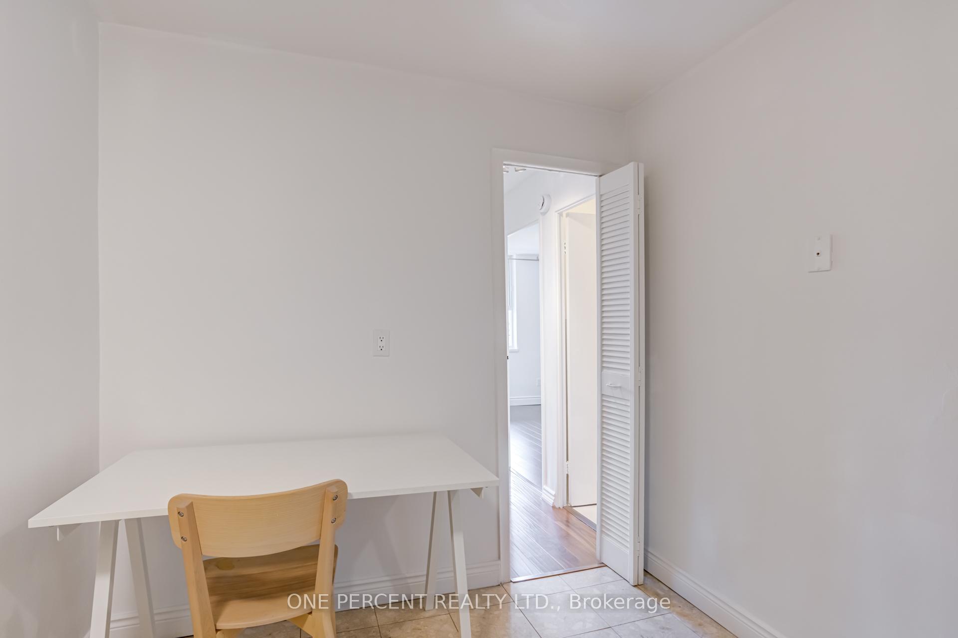 Photo 14 of Unit 409, 80 Inverlochy Boulevard, Markham, Royal Orchard — HOMEH