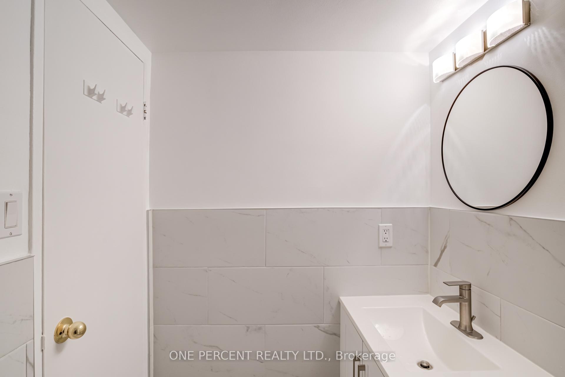 Photo 25 of Unit 409, 80 Inverlochy Boulevard, Markham, Royal Orchard — HOMEH