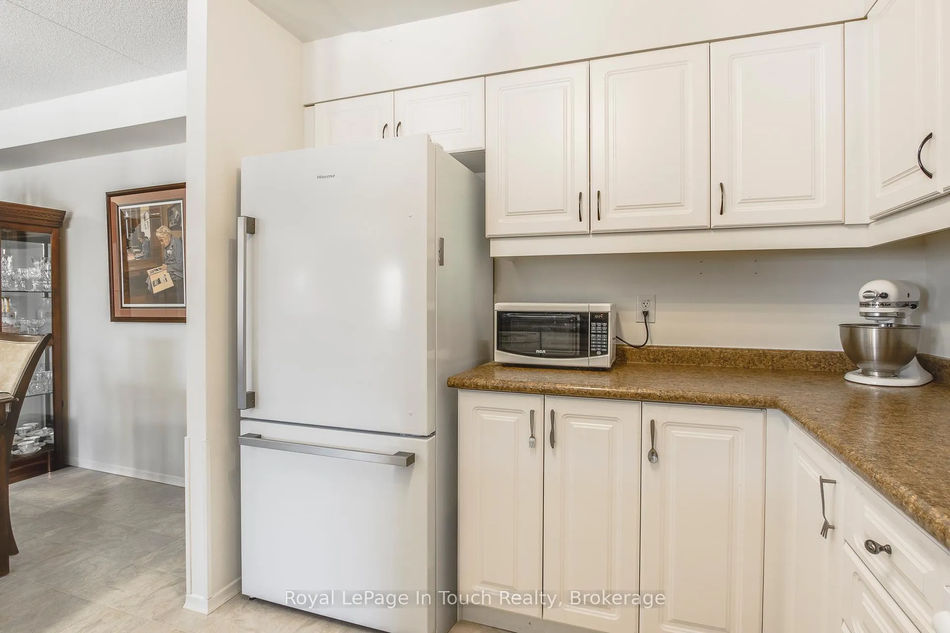 Photo 10 of Unit 315, 333 Lafontaine Road W, Tiny, Rural Tiny — HOMEH