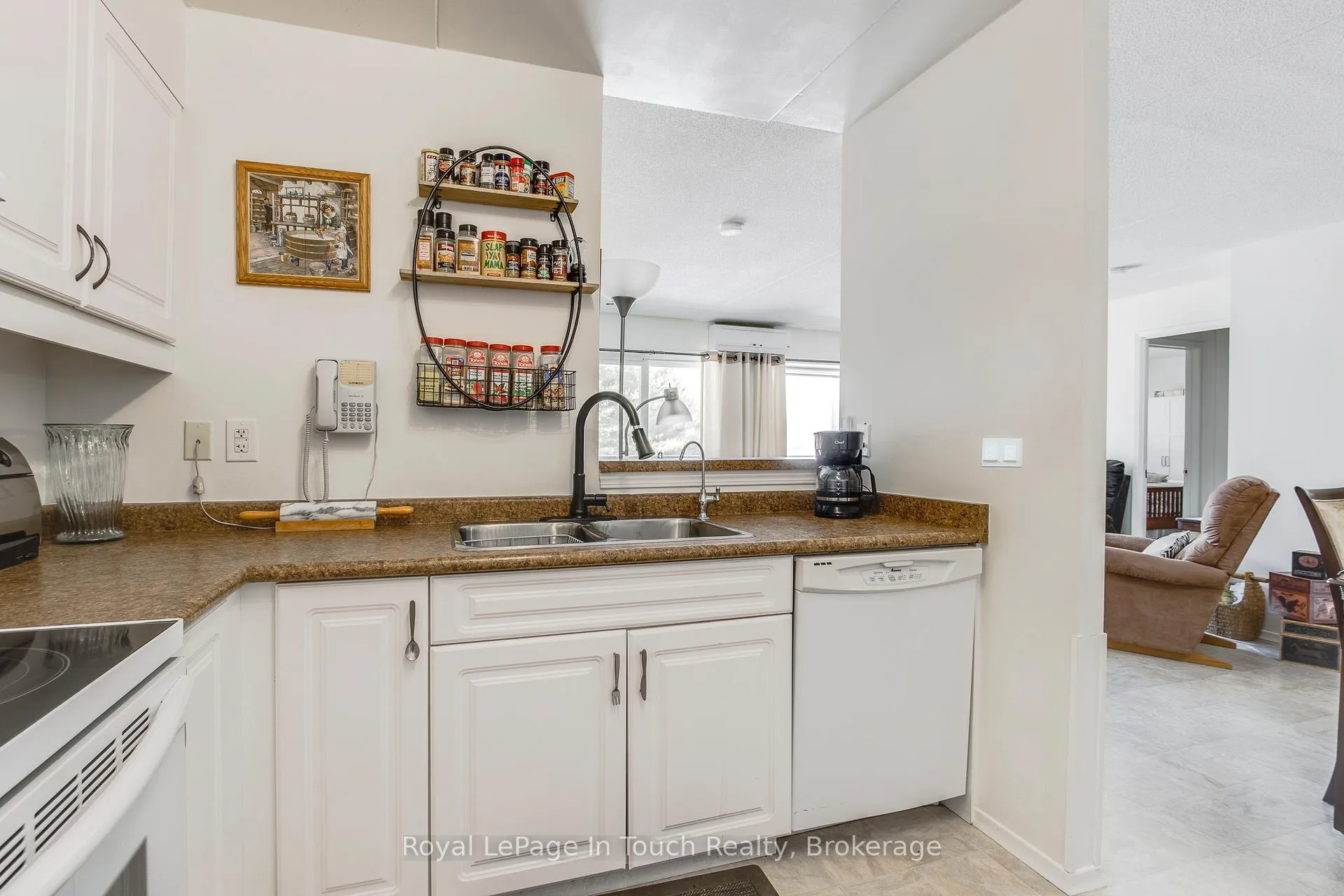 Photo 11 of Unit 315, 333 Lafontaine Road W, Tiny, Rural Tiny — HOMEH