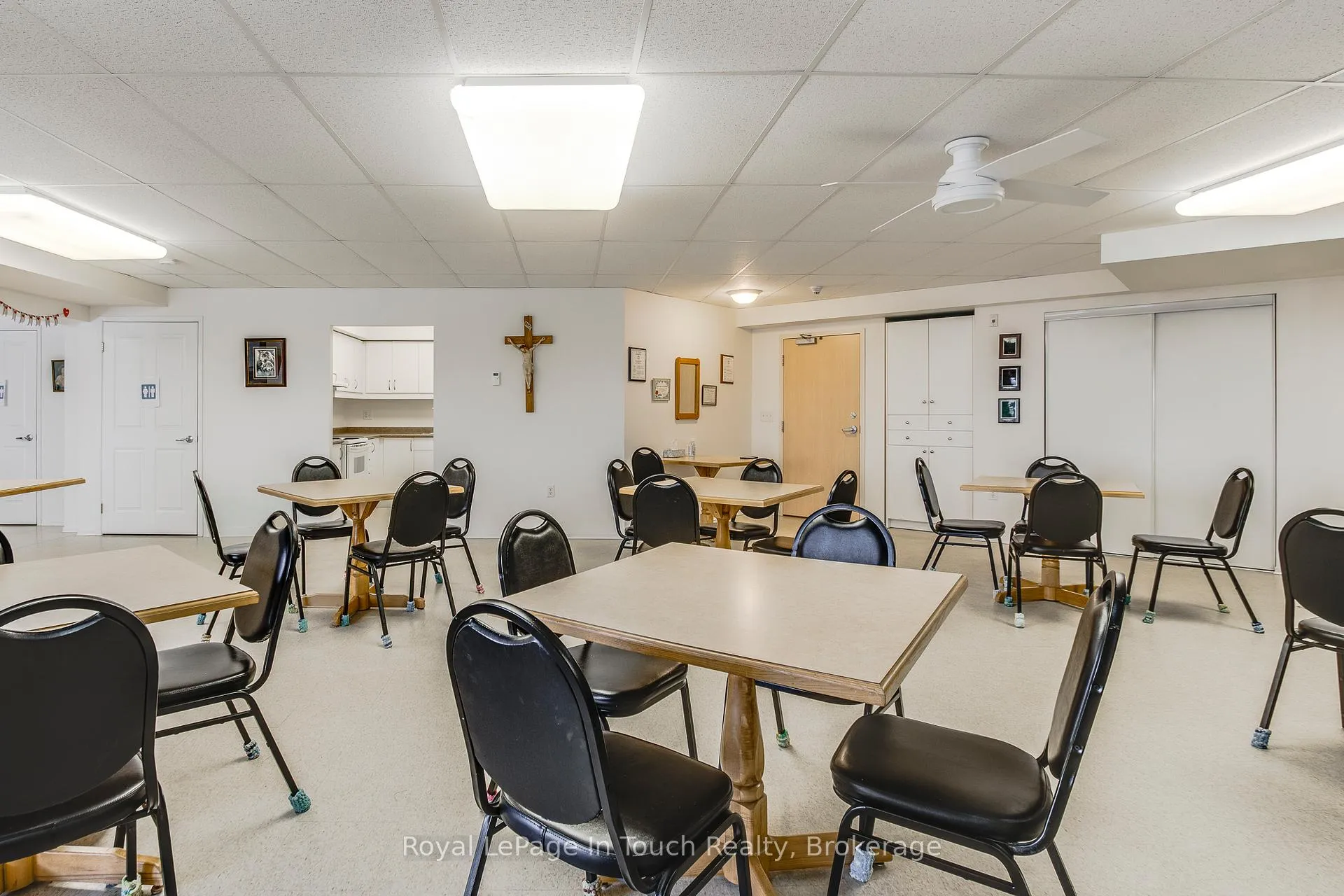 Photo 25 of Unit 315, 333 Lafontaine Road W, Tiny, Rural Tiny — HOMEH
