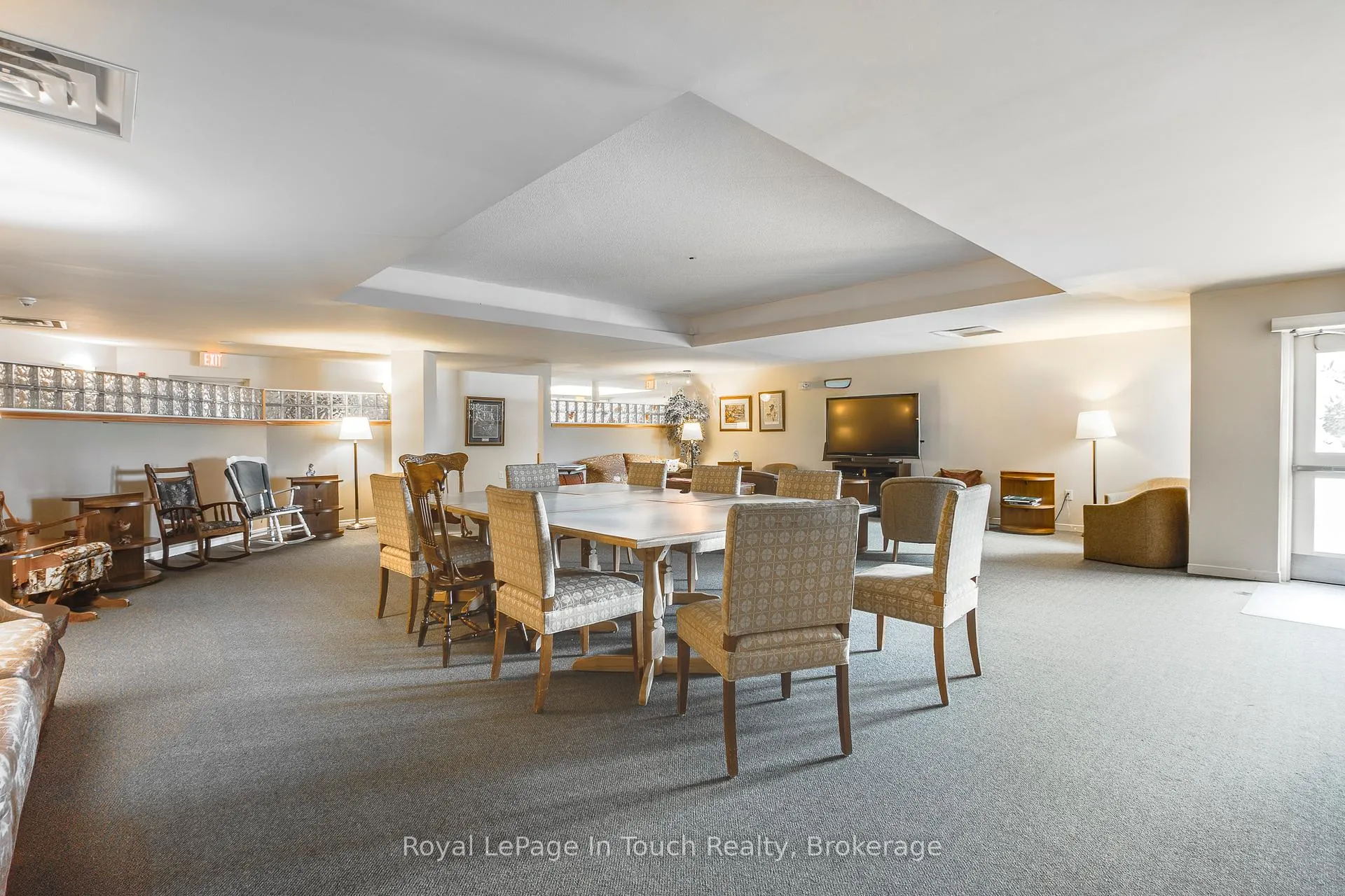 Photo 33 of Unit 315, 333 Lafontaine Road W, Tiny, Rural Tiny — HOMEH