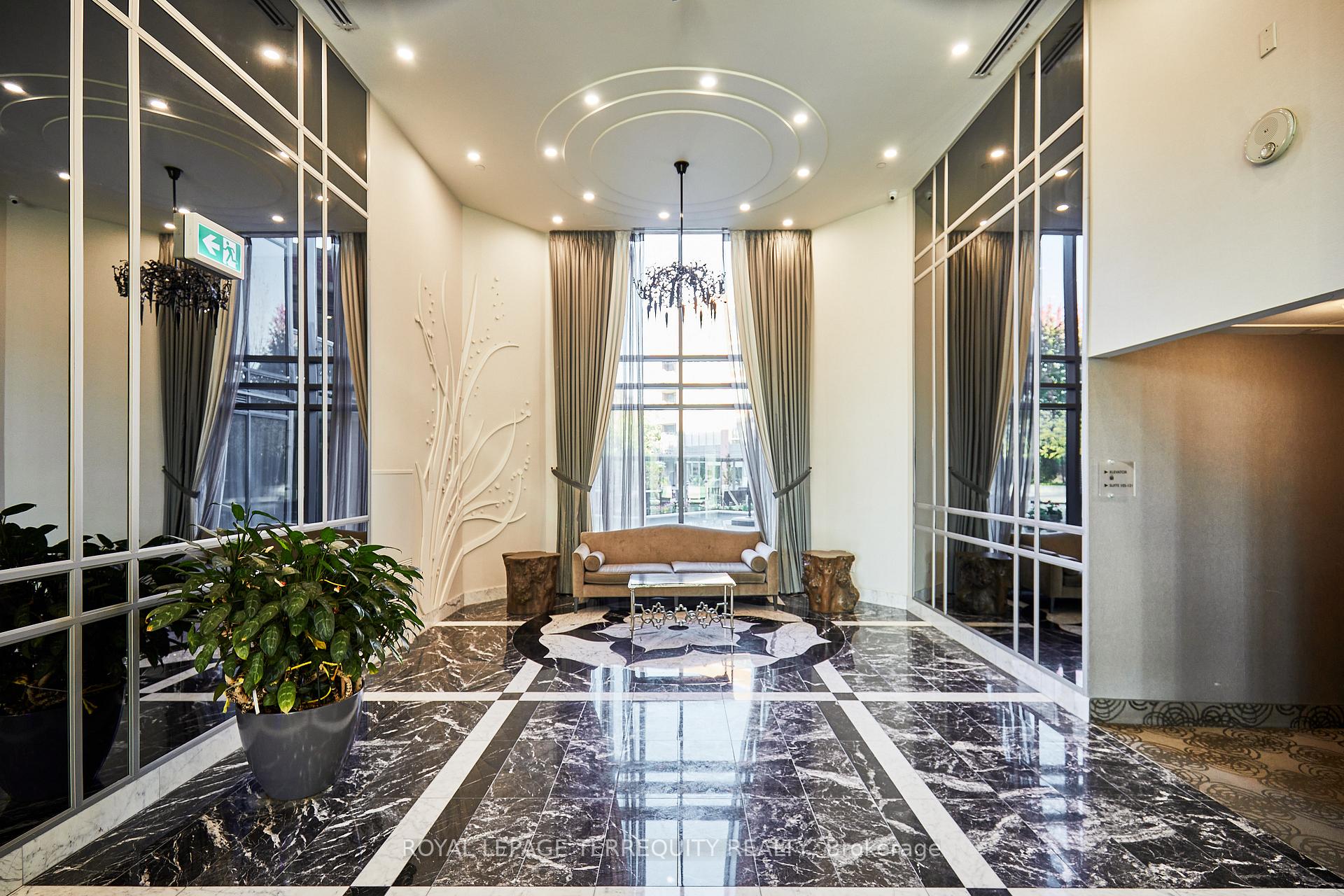 Photo 25 of Unit 428, 7608 Yonge Street, Vaughan, Crestwood-Springfarm-Yorkhill — HOMEH