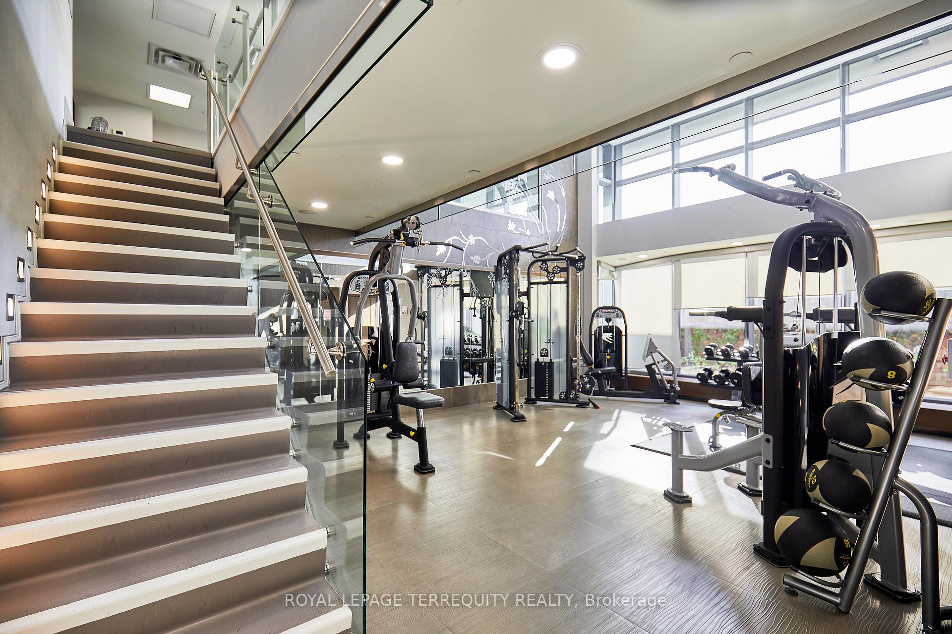 Photo 32 of Unit 428, 7608 Yonge Street, Vaughan, Crestwood-Springfarm-Yorkhill — HOMEH
