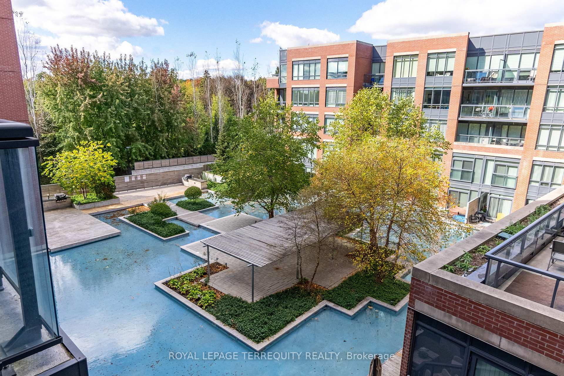 Photo 33 of Unit 428, 7608 Yonge Street, Vaughan, Crestwood-Springfarm-Yorkhill — HOMEH