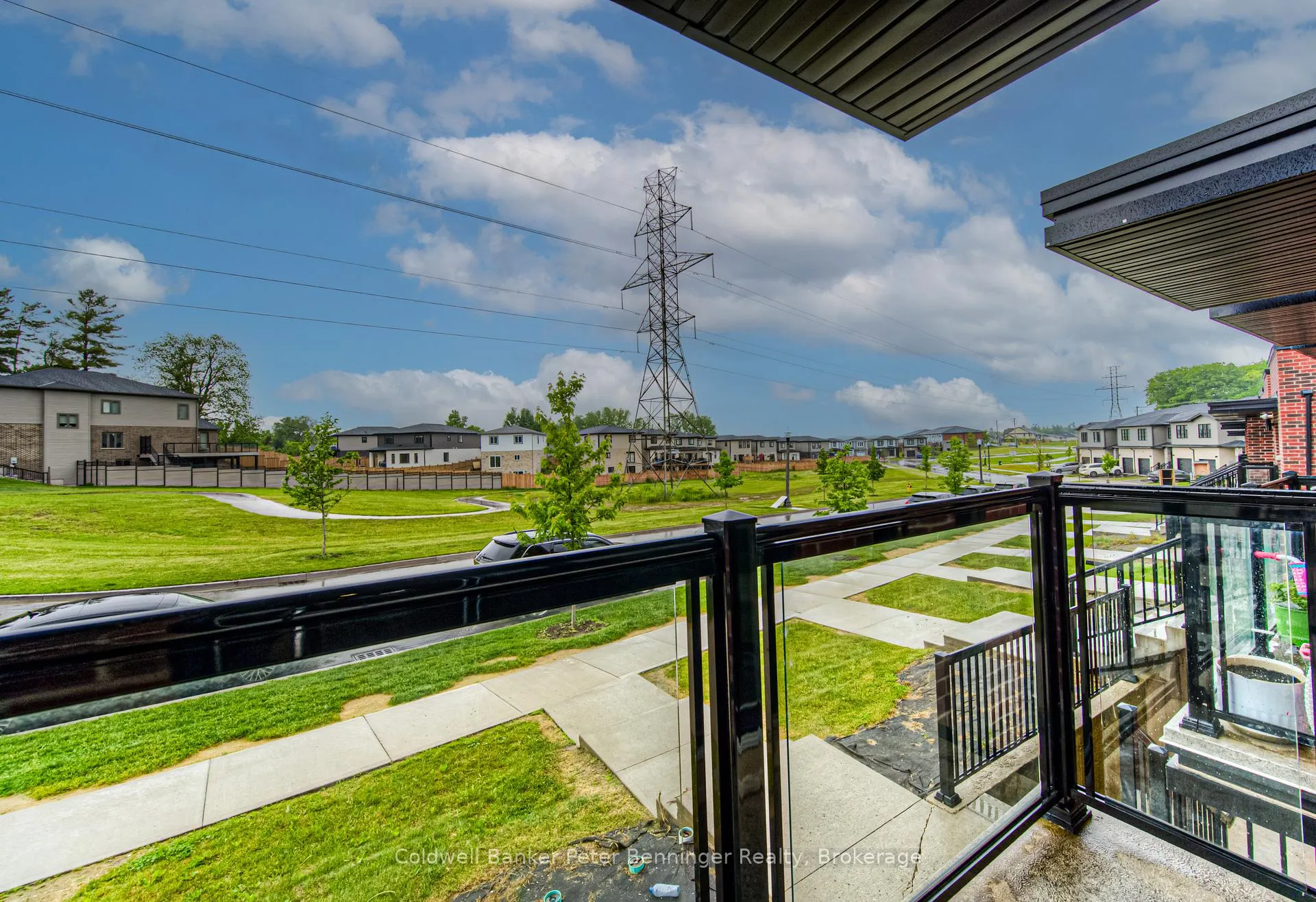 Photo 37 of 253 Chapel Hill Drive, Kitchener — HOMEH