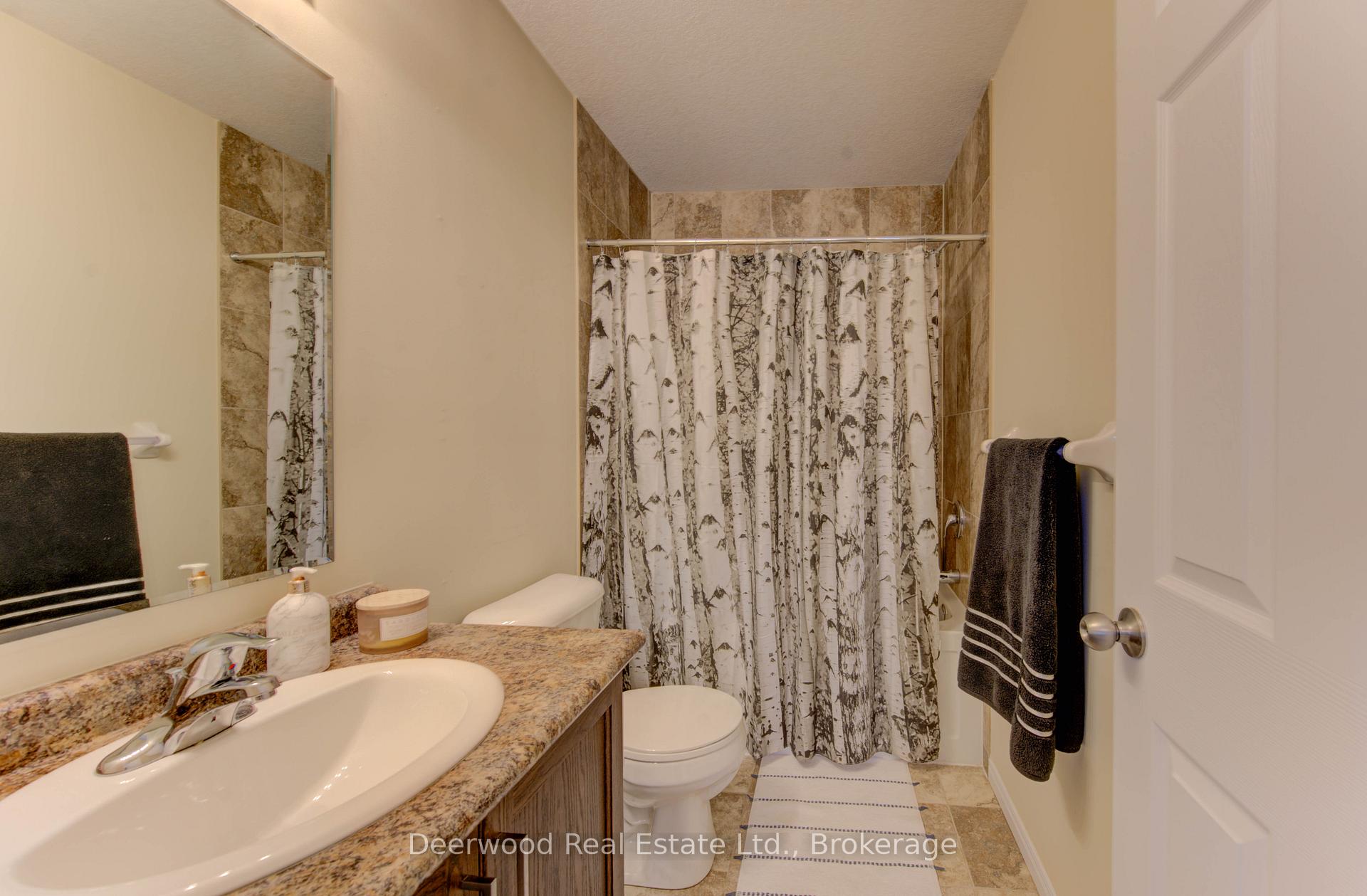 Photo 9 of 3 Nyles Drive, Kitchener — HOMEH