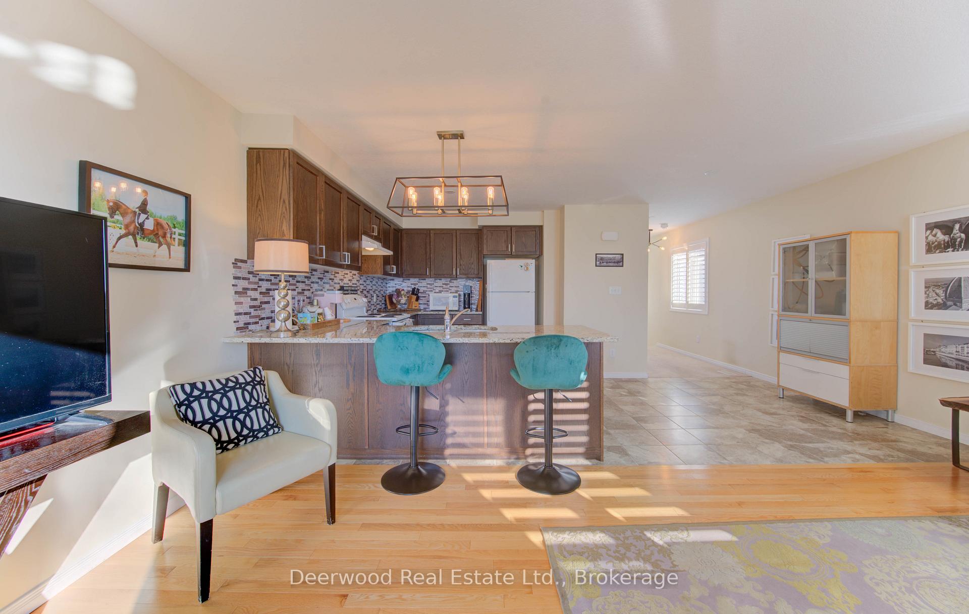 Photo 23 of 3 Nyles Drive, Kitchener — HOMEH