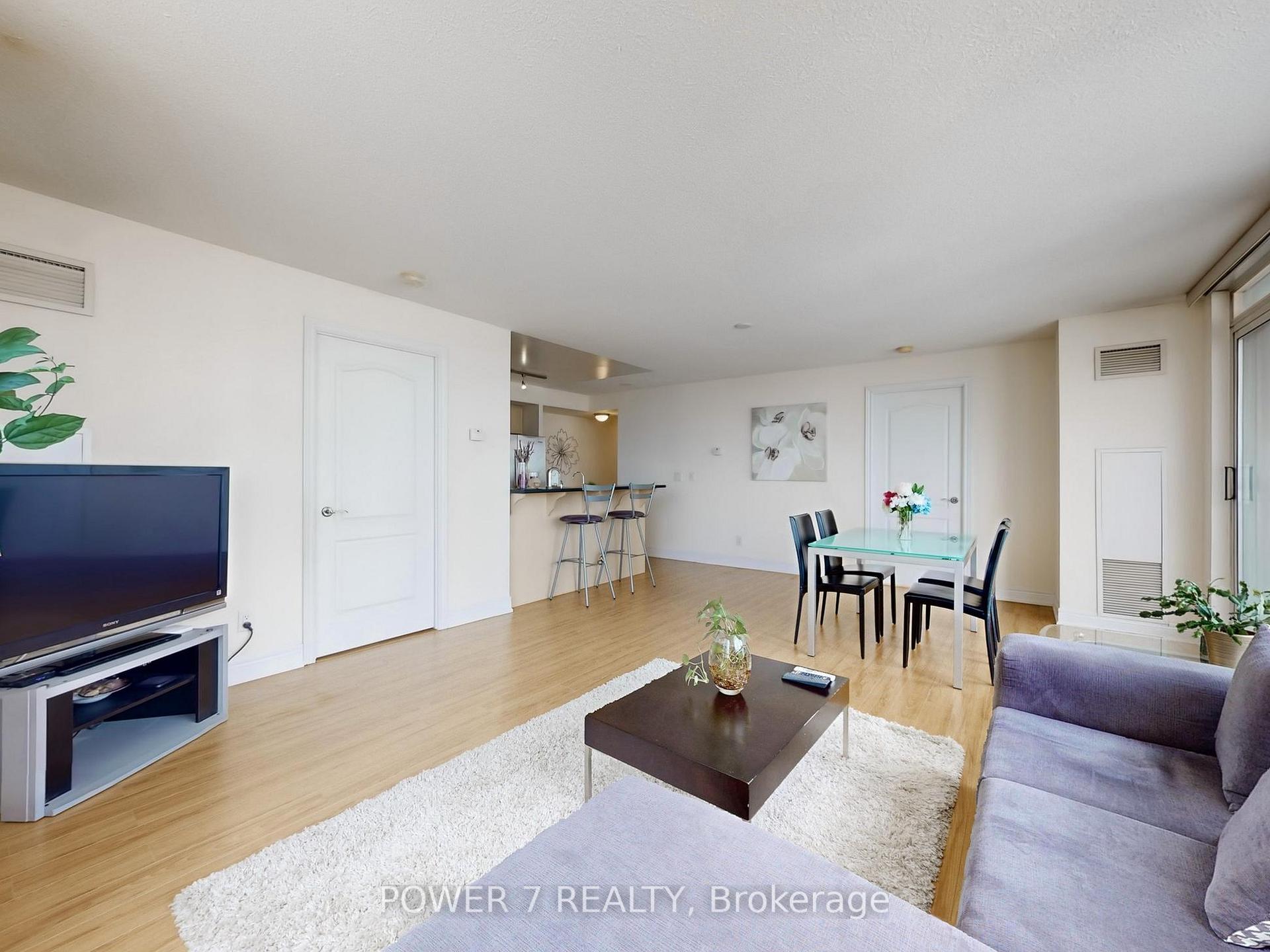 Photo 11 of Unit 618, 48 Suncrest Boulevard, Markham, Commerce Valley — HOMEH