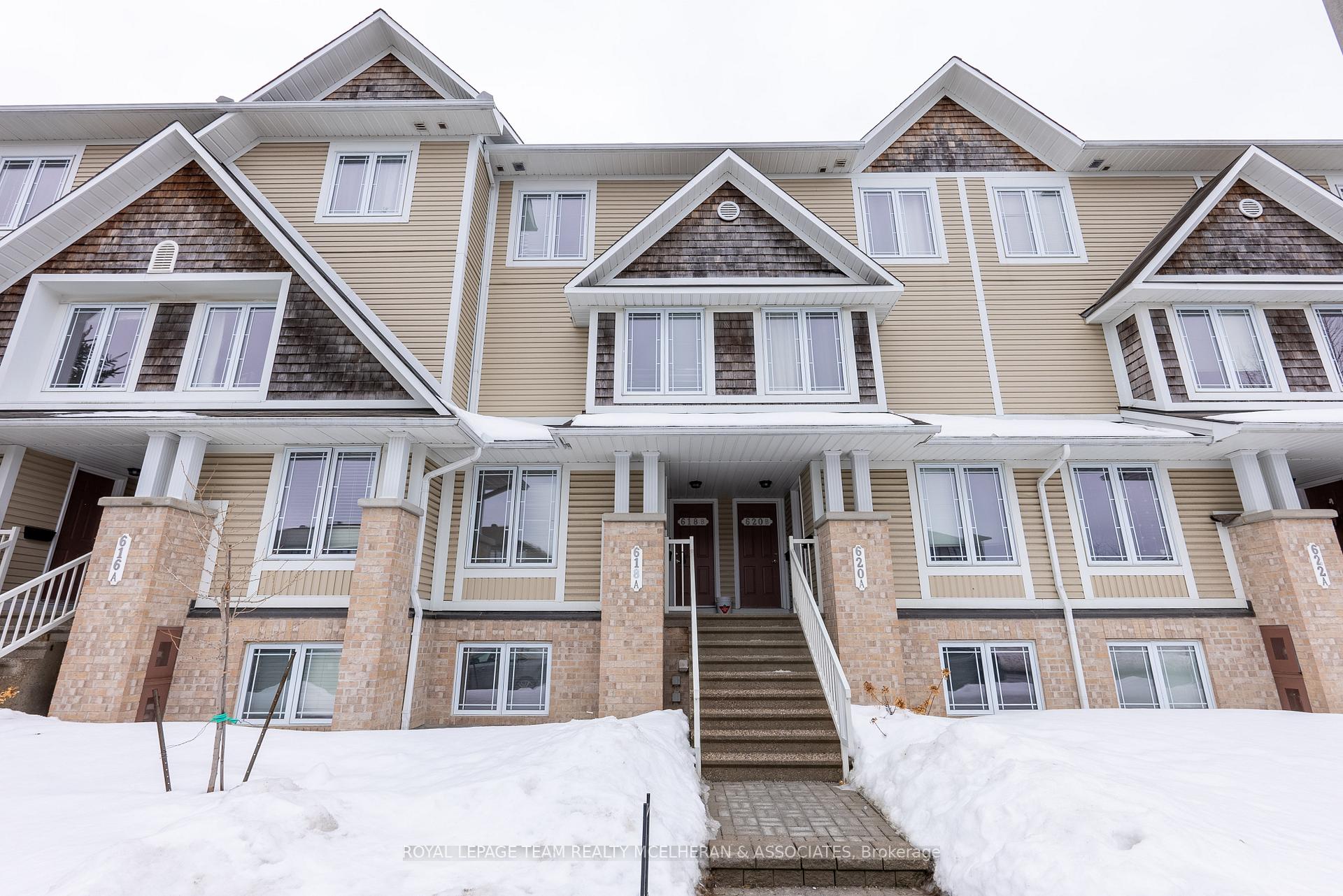 Photo 1 of Unit 35, 618 Chapman Mills Drive, Ottawa, Barrhaven - Strandherd — HOMEH