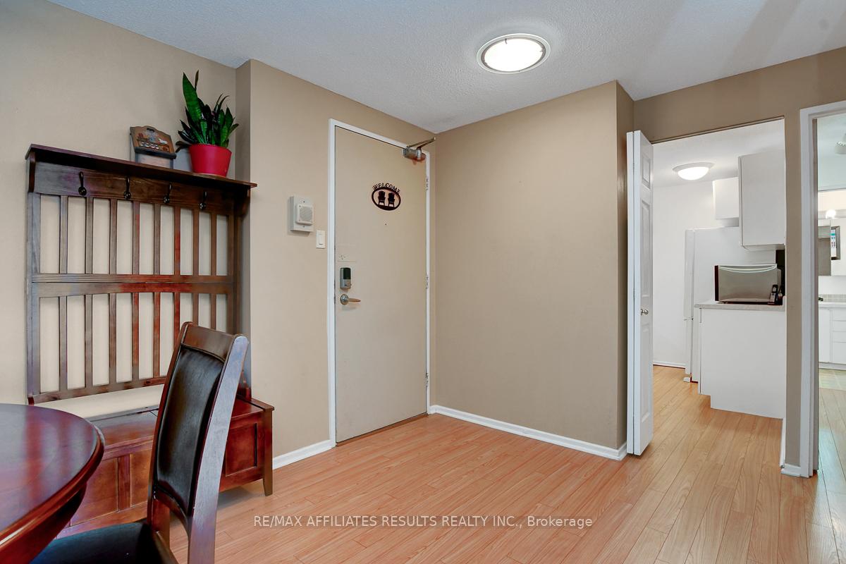 Photo 3 of Unit 1901, 415 Greenview Avenue, Ottawa, Britannia — HOMEH