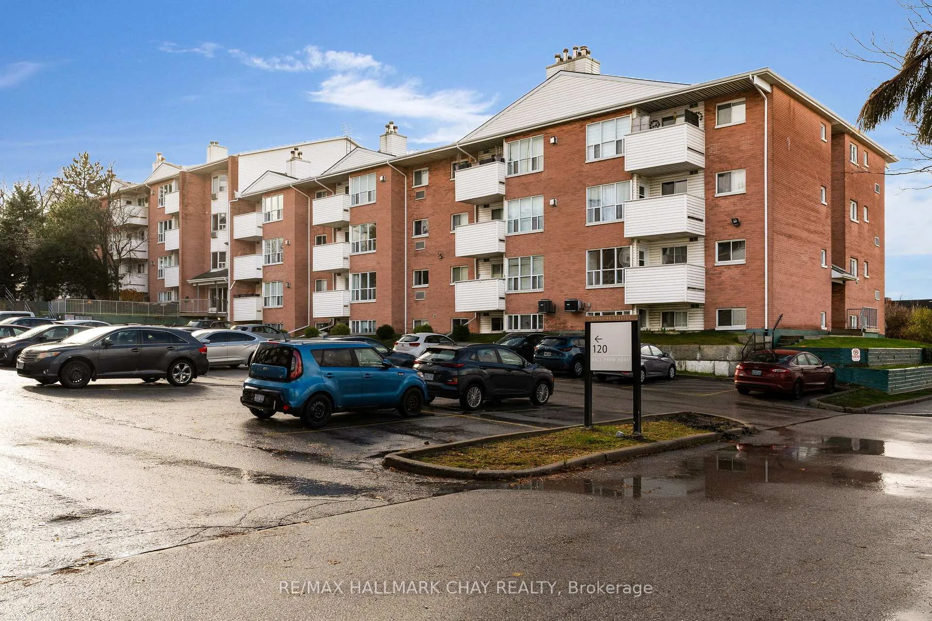 Photo 1 of Unit 108, 120 Bell Farm Road, Barrie, Alliance — HOMEH
