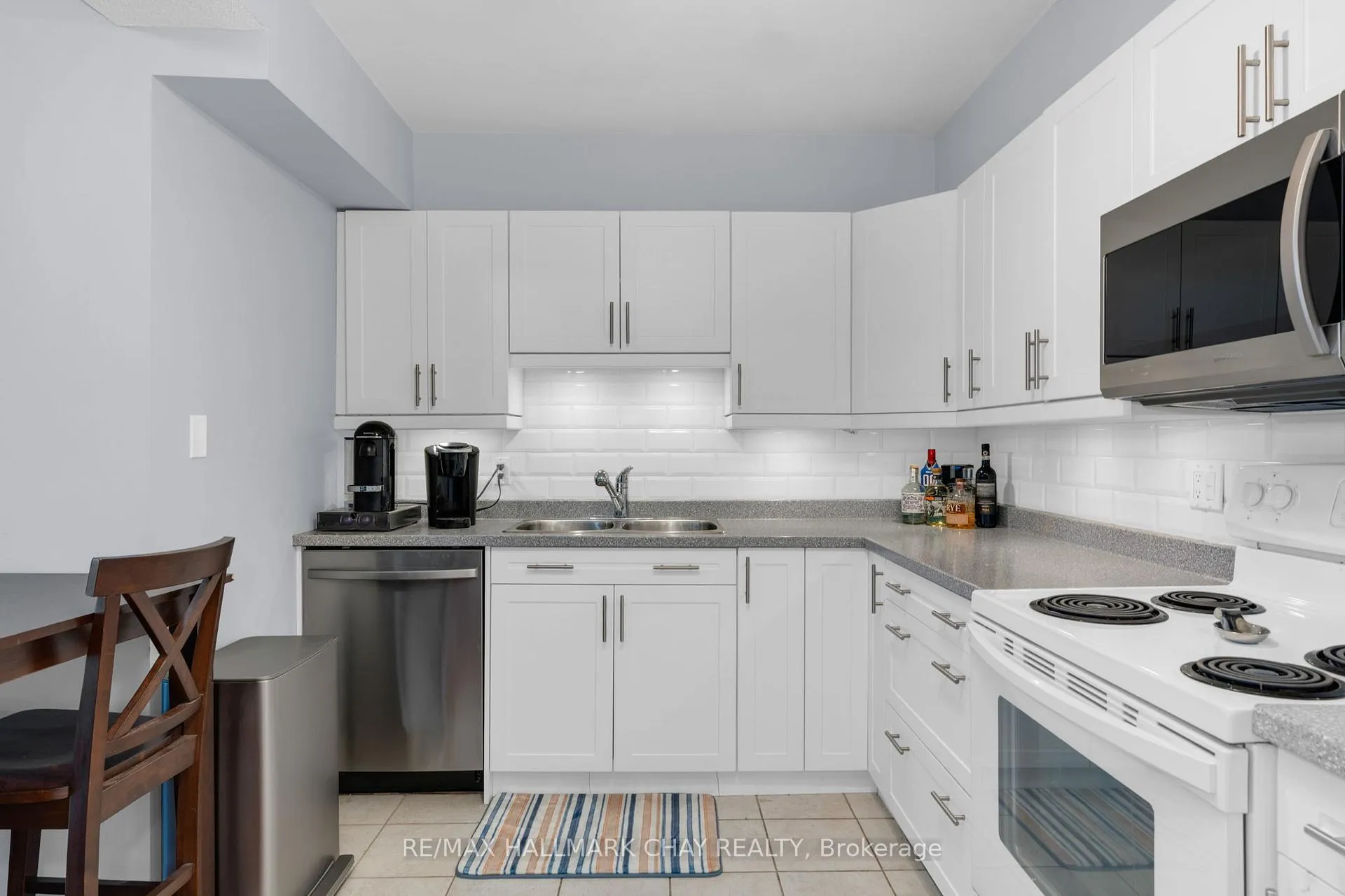 Photo 10 of Unit 108, 120 Bell Farm Road, Barrie, Alliance — HOMEH