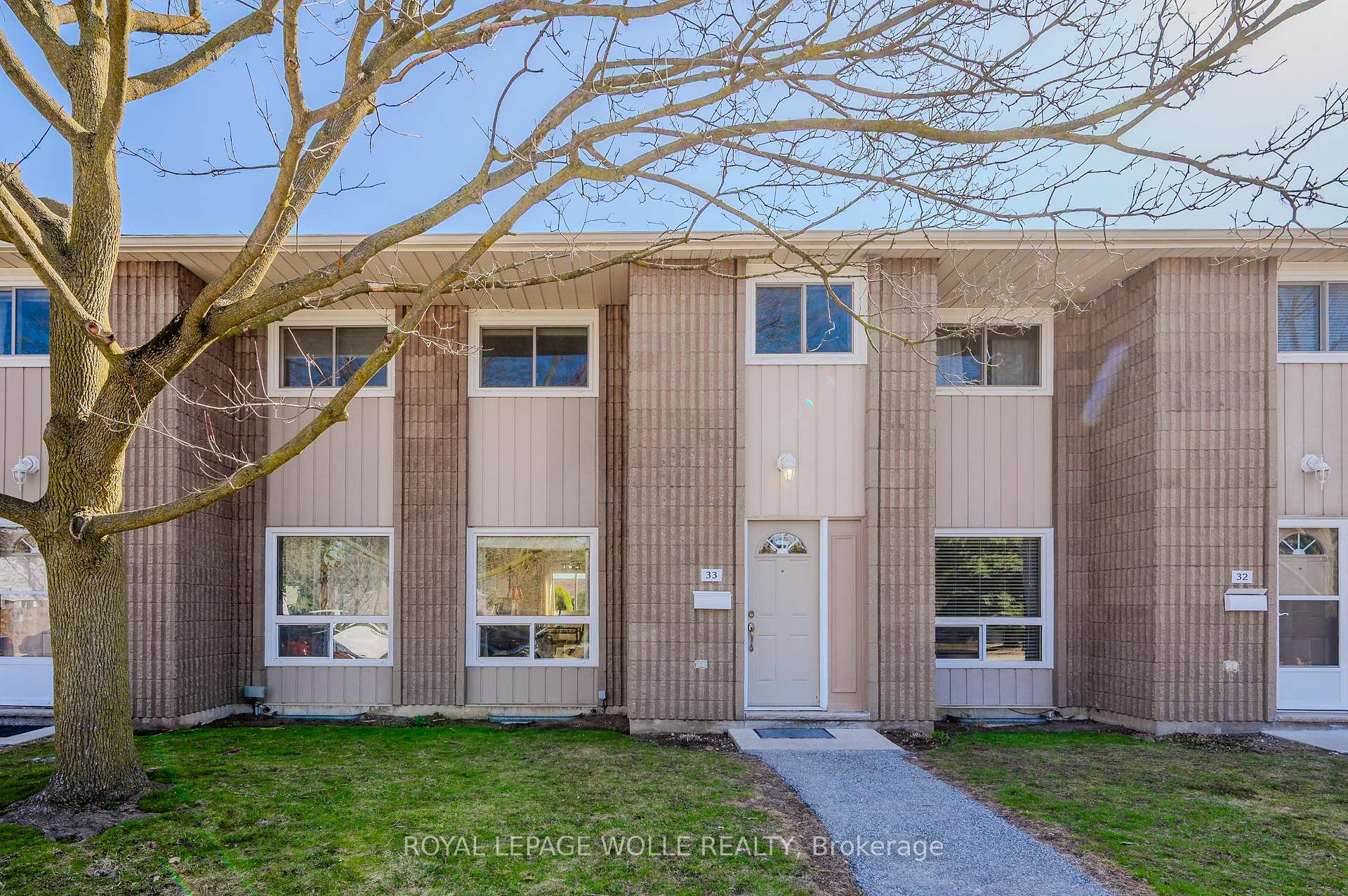 Front of Unit 33, 25 Upper Canada Drive