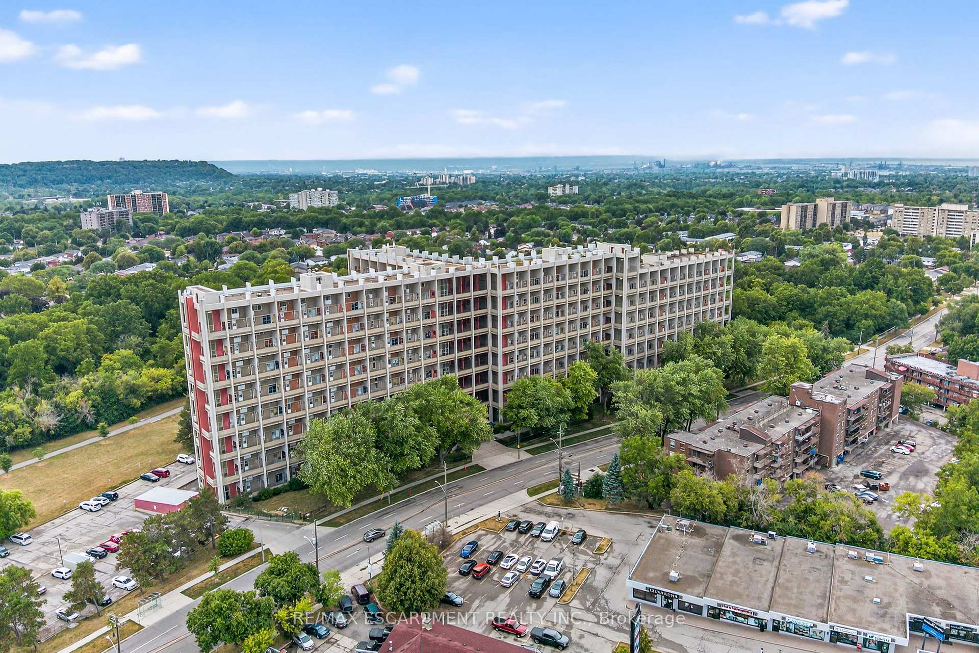 Front of Unit 320, 350 Quigley Road