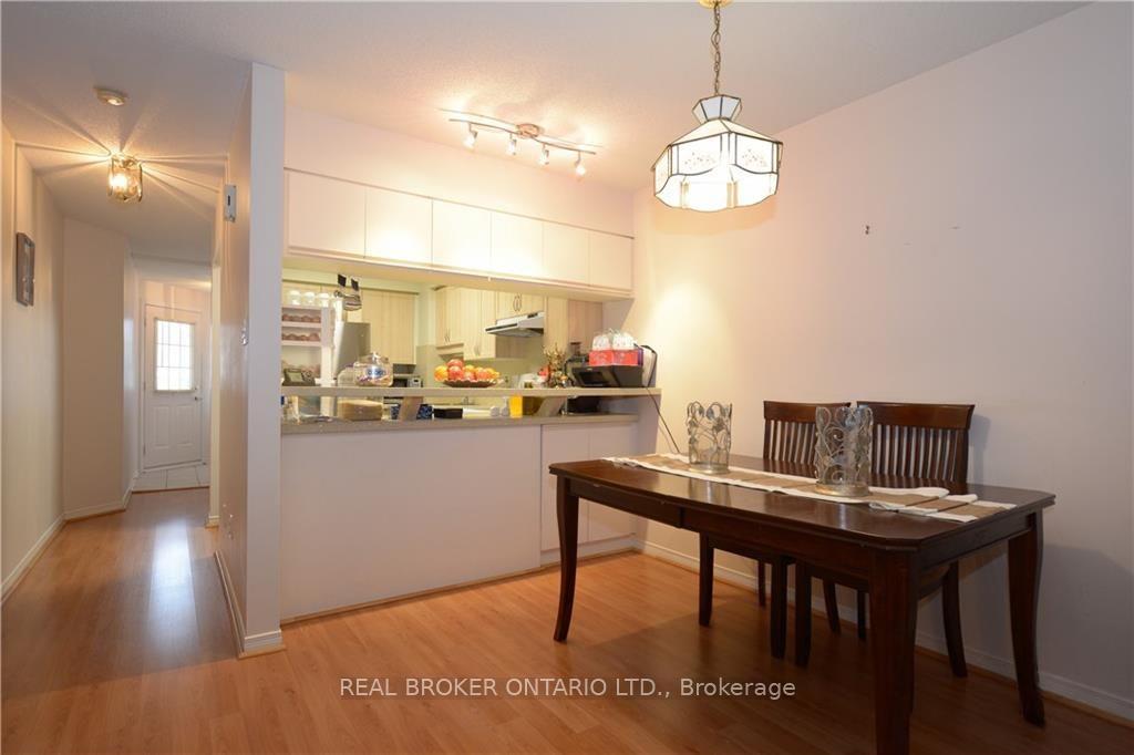 Photo 6 of 123 Briston Private, Ottawa, Hunt Club Park — HOMEH