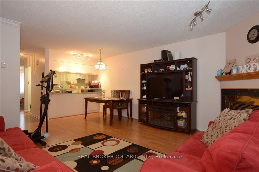 Photo 7 of 123 Briston Private, Ottawa, Hunt Club Park — HOMEH