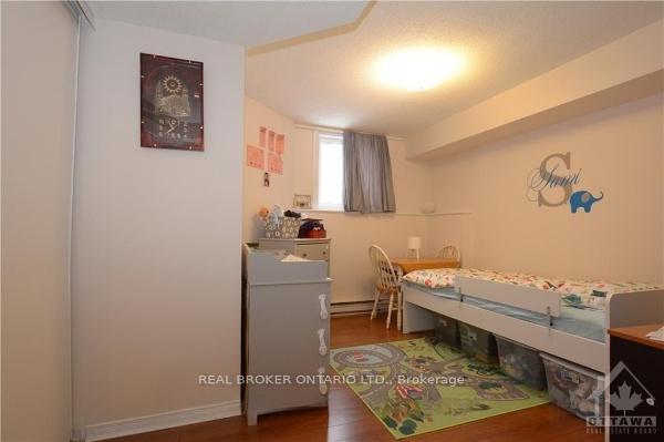 Photo 11 of 123 Briston Private, Ottawa, Hunt Club Park — HOMEH