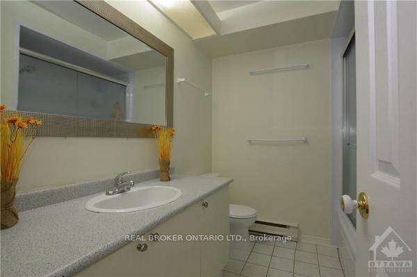 Photo 13 of 123 Briston Private, Ottawa, Hunt Club Park — HOMEH