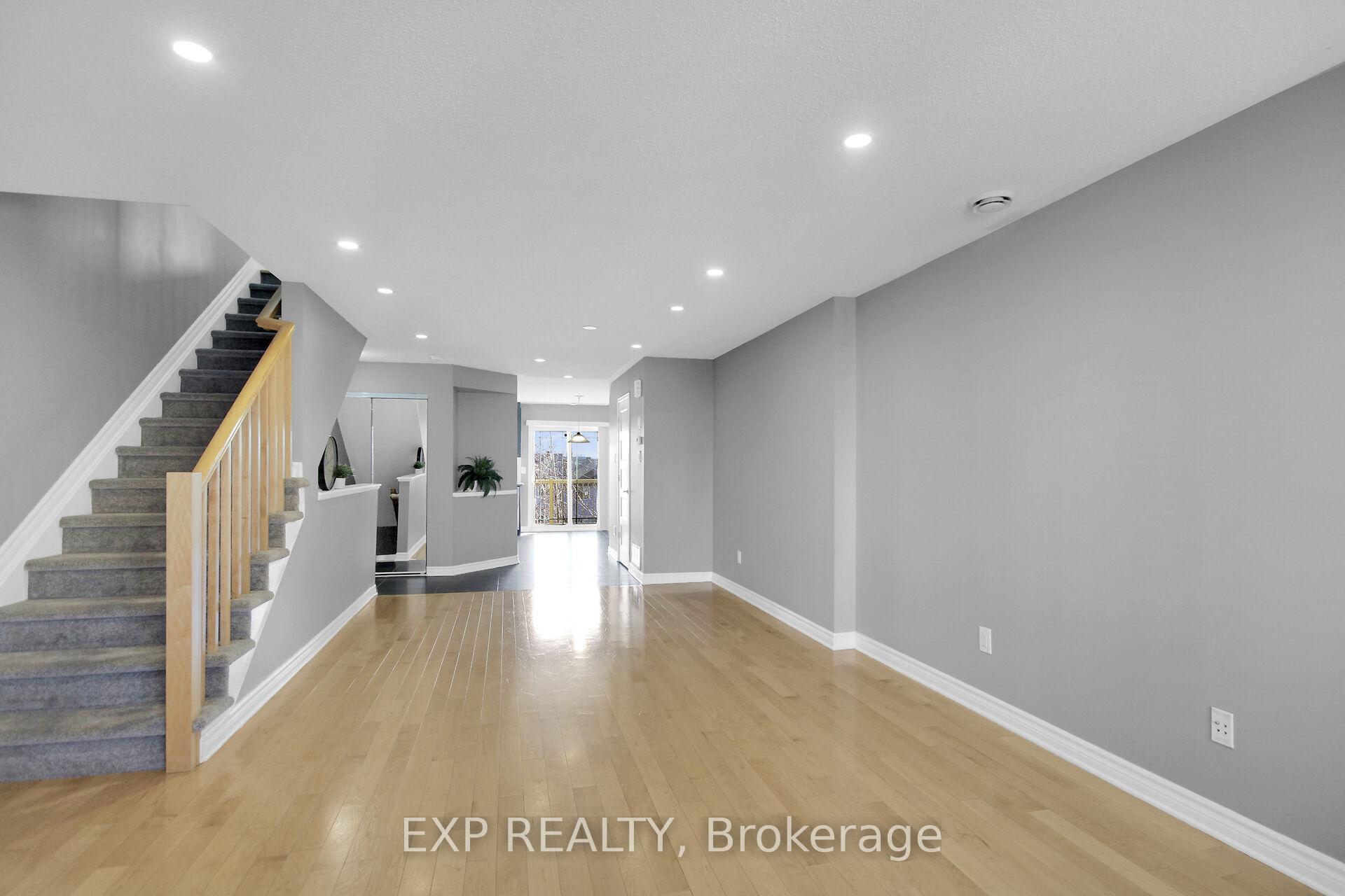 Photo 14 of 416 Leboutillier Avenue, Ottawa, Carson Meadows — HOMEH