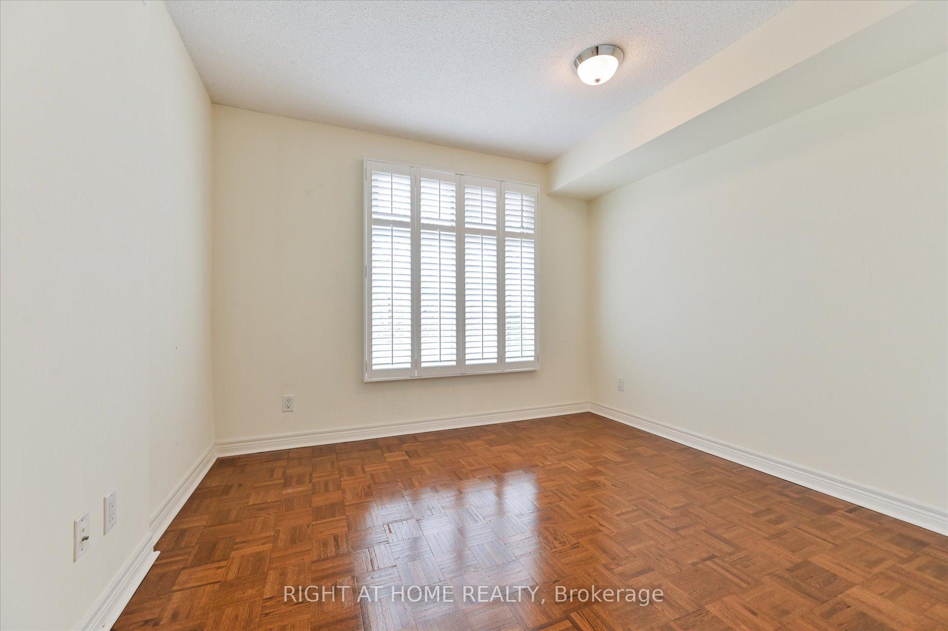 Photo 17 of Unit 204, 245 Pine Grove Road, Vaughan, Islington Woods — HOMEH