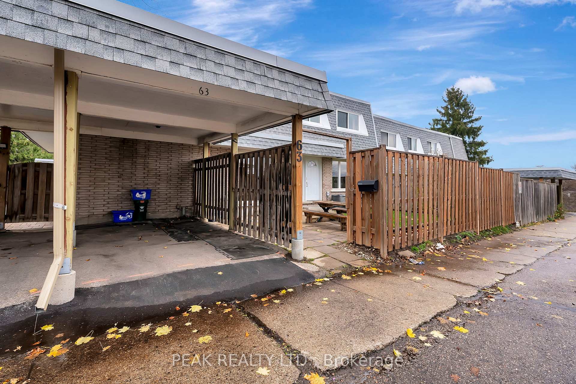 Photo 4 of Unit 63, 14 Williamsburg Road, Kitchener — HOMEH